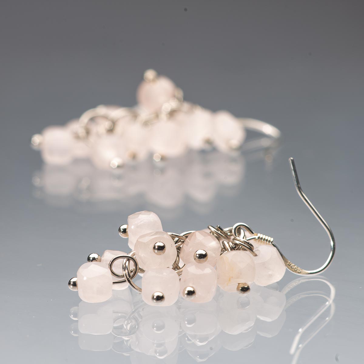 Серьги с розовым кварцем из серебра SAMOTSVETY (5.10.15.200)
Серьги с розовым кварцем из серебра SAMOTSVETY (5.10.15.200)