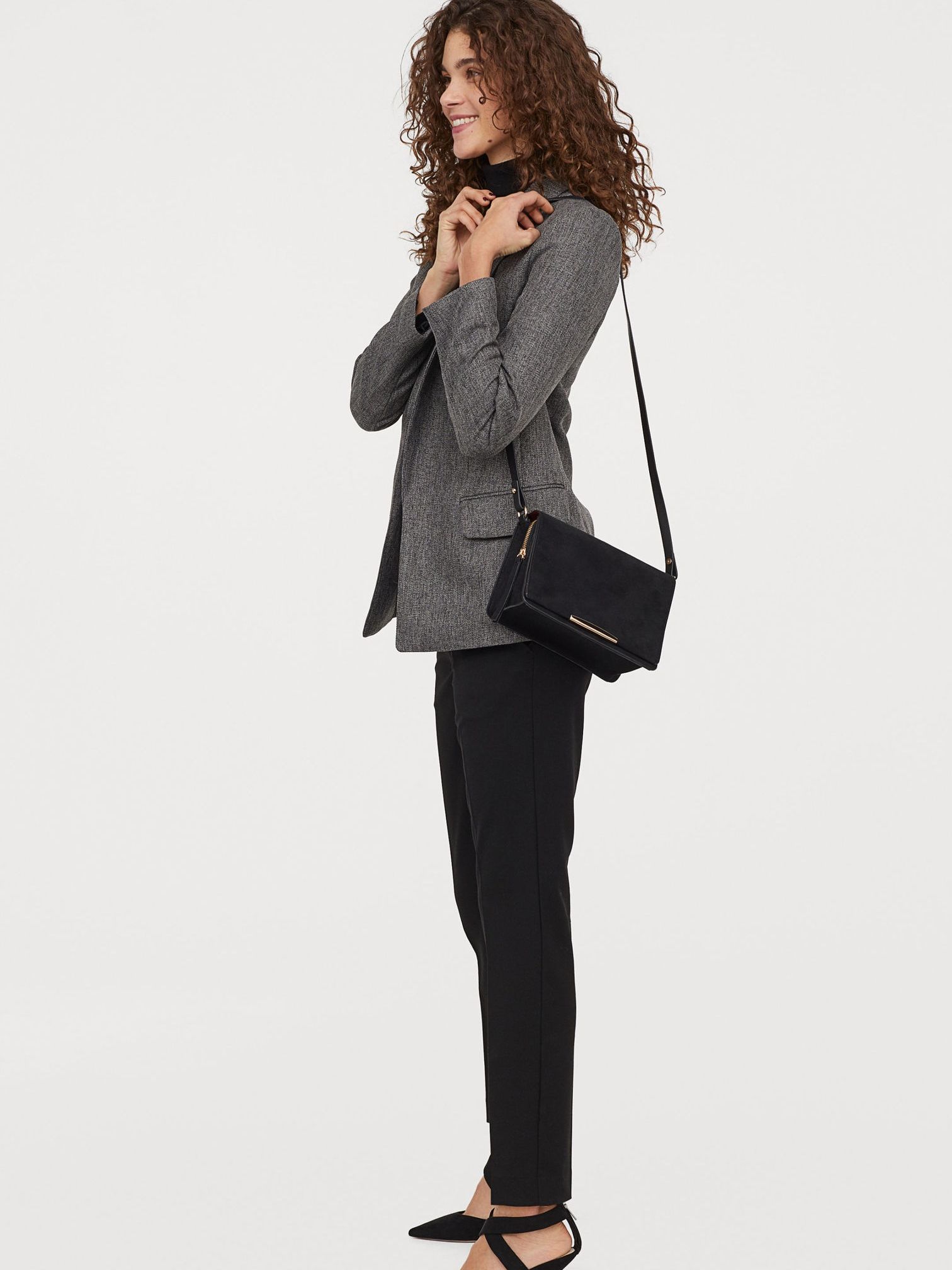 Брюки H&M 04-0695545-9 Черные (СА2000001739389, Брюки H&M 04-0695545-9 36 Черные (СА2000001739389)
Брюки H&M 04-0695545-9 Черные (СА2000001739389, Брюки H&M 04-0695545-9 36 Черные (СА2000001739389)