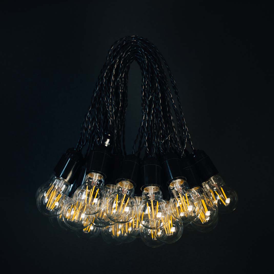 Ретро гирлянда из ламп Soft Light 20 метров 40 ламп LED (Филаментные) с влагозащитой Черная (black04-4 )
Ретро гирлянда из ламп Soft Light 20 метров 40 ламп LED (Филаментные) с влагозащитой Черная (black04-4 )