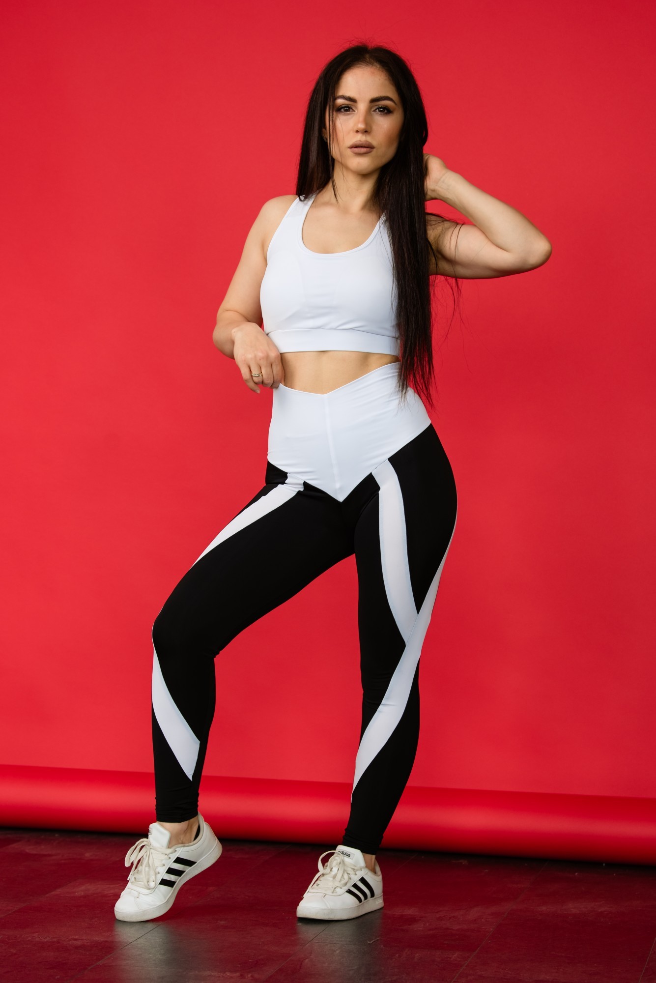 Комплект FitU спортивный женский Devill Classic Top black черный, Комплект FitU спортивный женский Devill Classic Top black черный M
Комплект FitU спортивный женский Devill Classic Top black черный, Комплект FitU спортивный женский Devill Classic Top black черный M