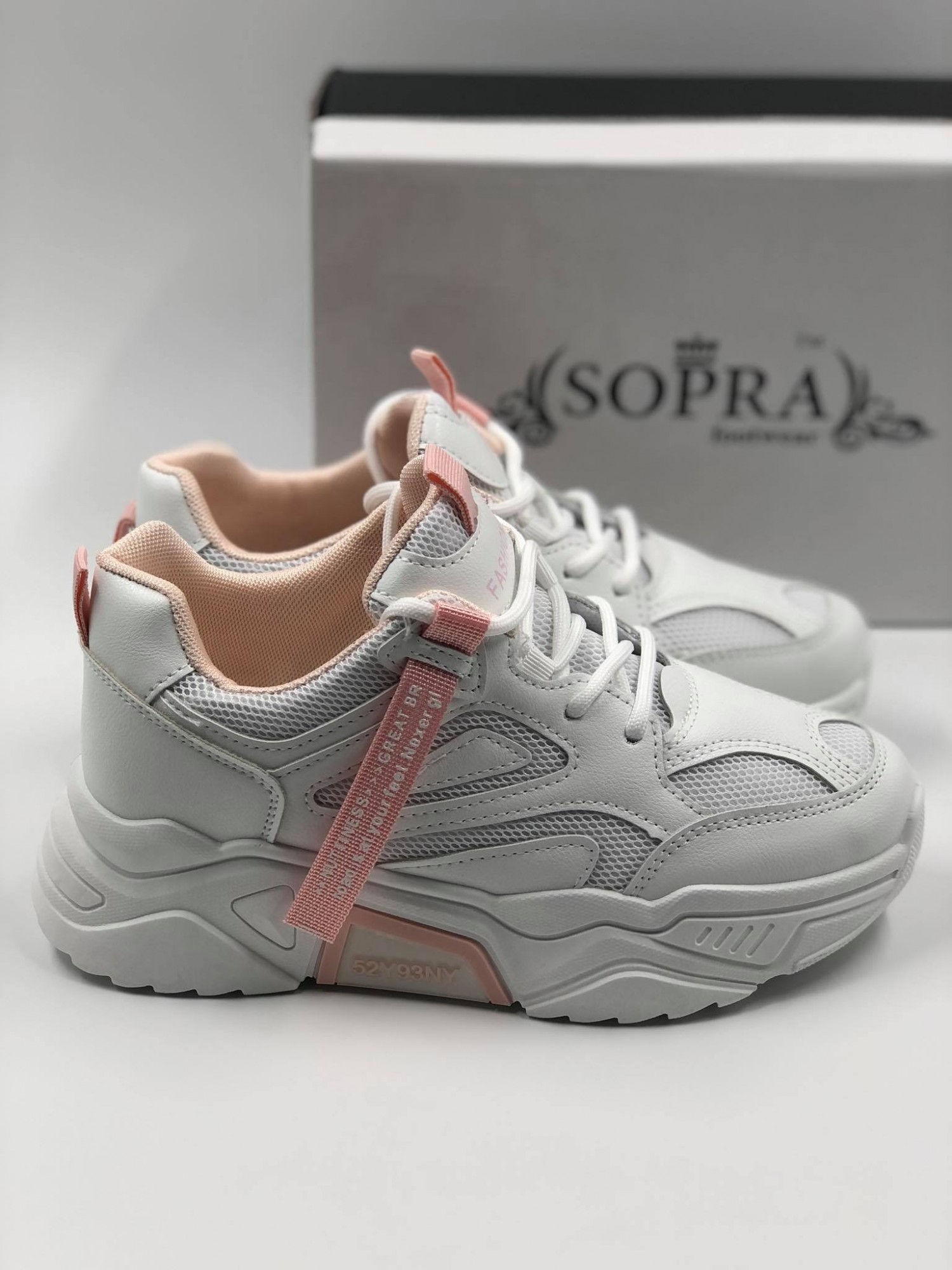 Женские кроссовки Sopra ВО-03Н искусственная кожа 40 р. 25,5 см. белые с розовым
Женские кроссовки Sopra ВО-03Н искусственная кожа 40 р. 25,5 см. белые с розовым