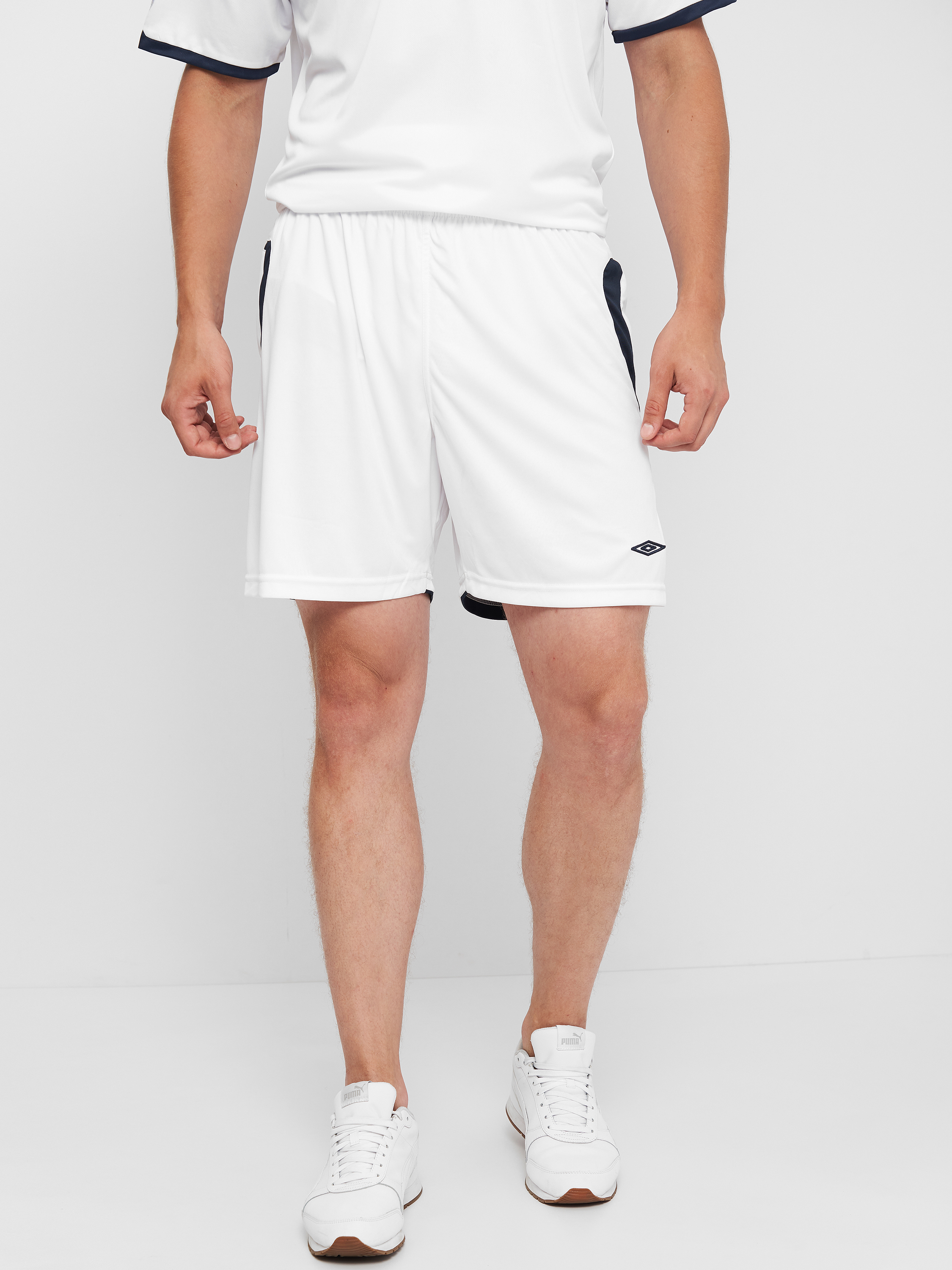 Спортивные шорты Umbro Derbi Short U91452A8H L Белые 
Спортивные шорты Umbro Derbi Short U91452A8H L Белые