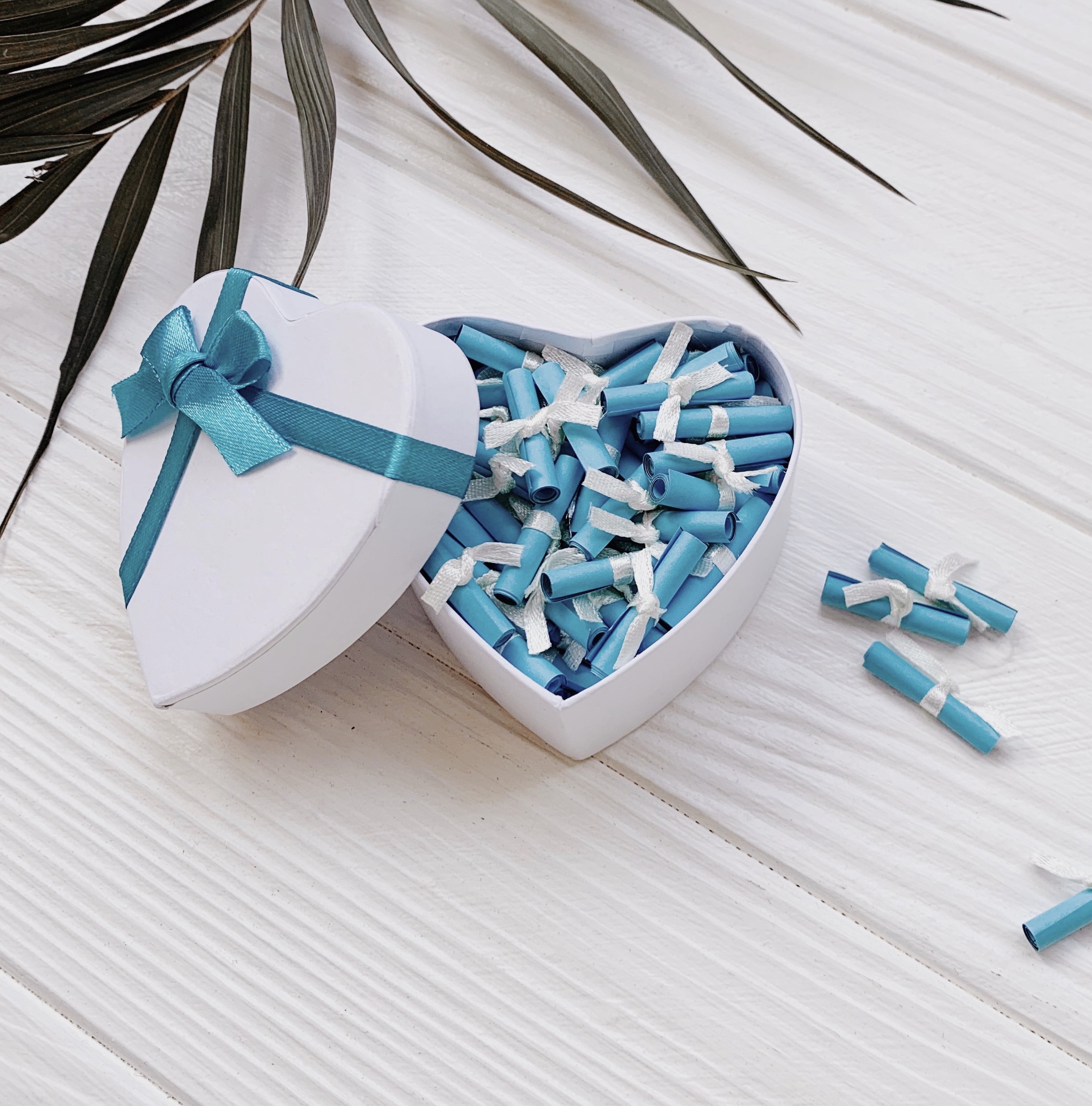 Подарок коробка YourGifts 100 причин почему я тебя люблю подарок для девушки голубой (РУС) Подарок на день рождения. Подарок для жены 100 причин любви
Подарок коробка YourGifts 100 причин почему я тебя люблю подарок для девушки голубой (РУС) Подарок на день рождения. Подарок для жены 100 причин любви