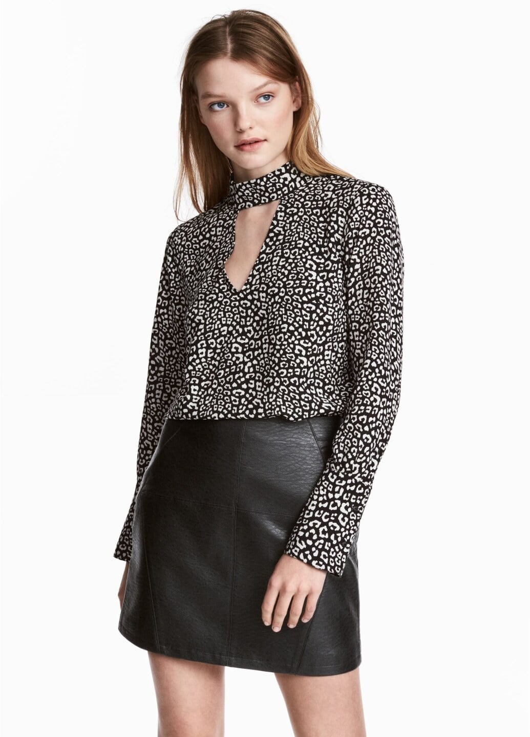 Блузка H&M с вырезом черно-белая 14-0035, Блузка H&M с вырезом 32 черно-белая 14-0035
Блузка H&M с вырезом черно-белая 14-0035, Блузка H&M с вырезом 32 черно-белая 14-0035
