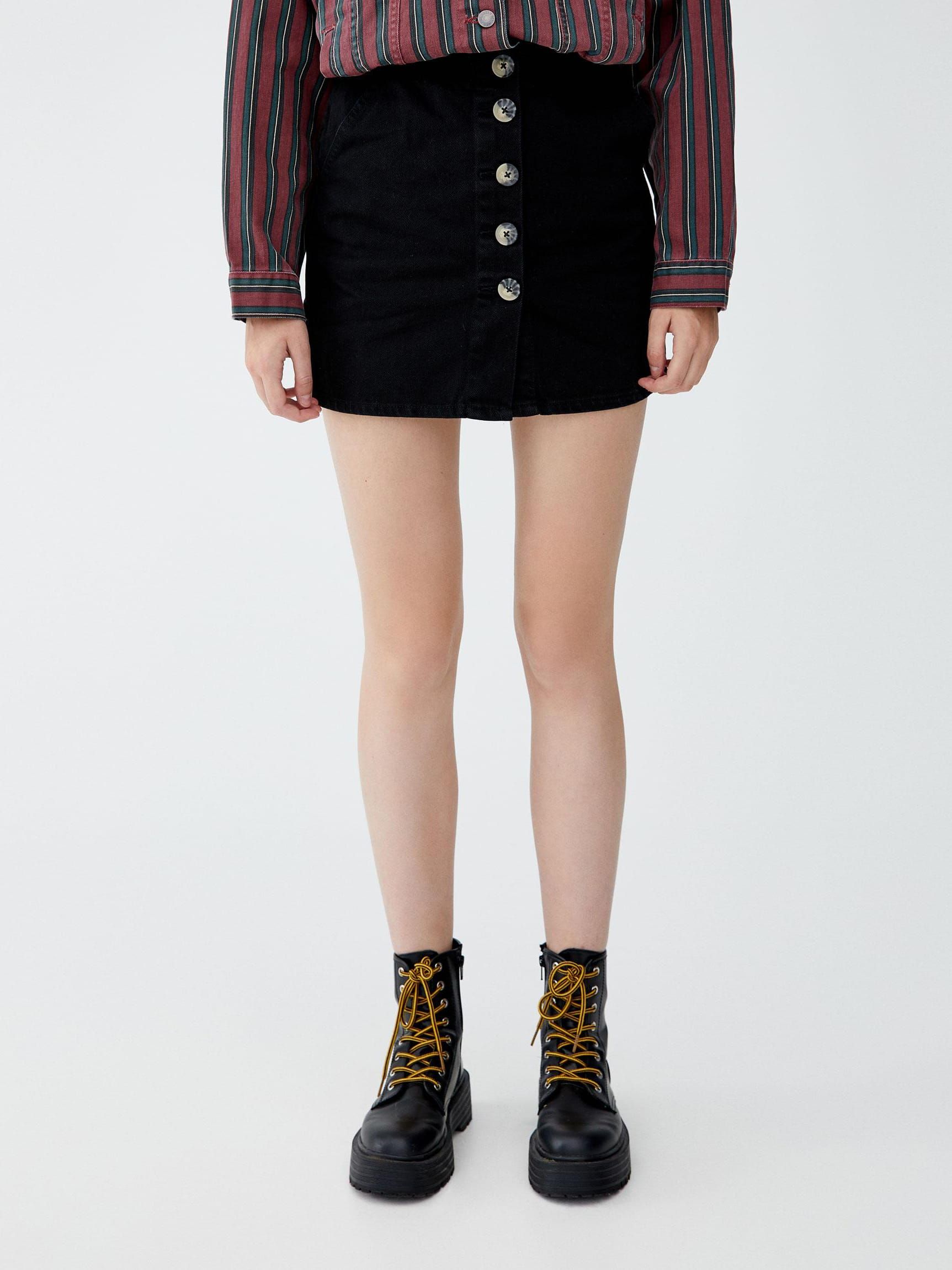Юбка джинсовая Pull & Bear 9398/341/800 Черная джинс, Юбка джинсовая Pull & Bear 9398/341/800 S Черная джинс
Юбка джинсовая Pull & Bear 9398/341/800 Черная джинс, Юбка джинсовая Pull & Bear 9398/341/800 S Черная джинс