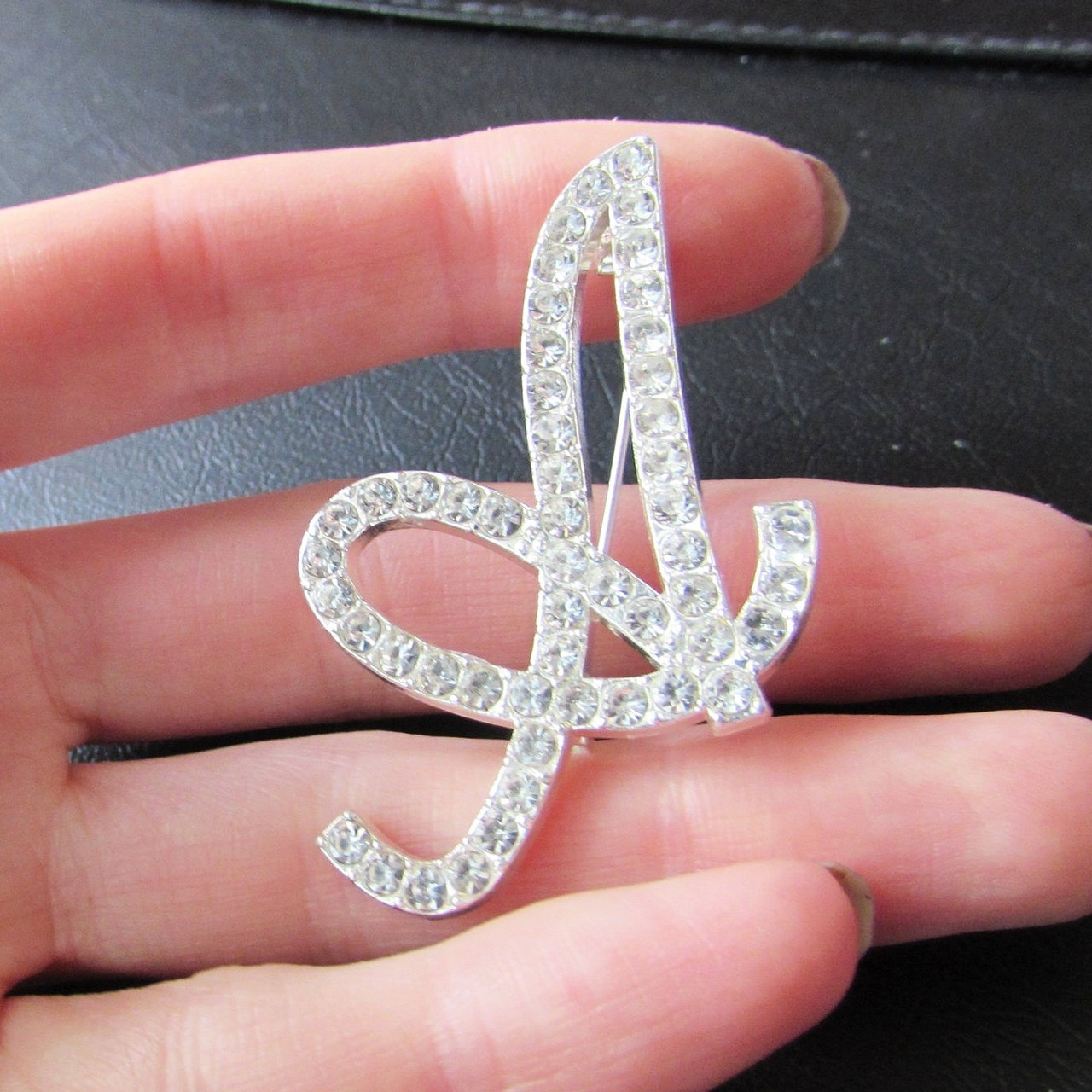 Брошь в стразах буква А Fashion Jewelry 4219
Брошь в стразах буква А Fashion Jewelry 4219