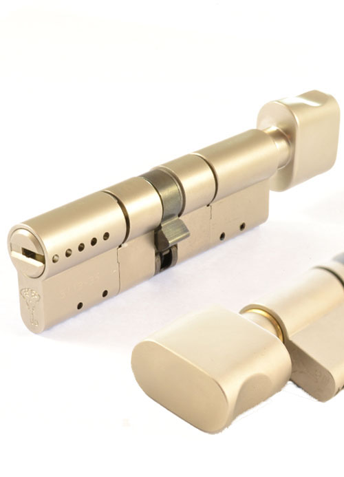 Циліндр MUL-T-LOCK DIN_KT XP MTL600/INTERACTIVE+ 140 NST 60x80T TO_NST CAM30 3KEY DND3D_BLUE_INS 264S+ BOX_S
Циліндр MUL-T-LOCK DIN_KT XP MTL600/INTERACTIVE+ 140 NST 60x80T TO_NST CAM30 3KEY DND3D_BLUE_INS 264S+ BOX_S
