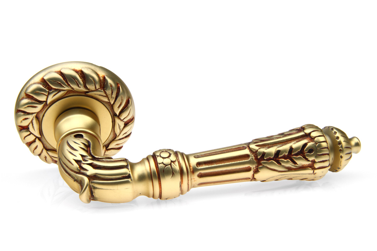 Ручка дверная Fadex Samantha 116С О17-золото французское 
Ручка дверная Fadex Samantha 116С О17-золото французское