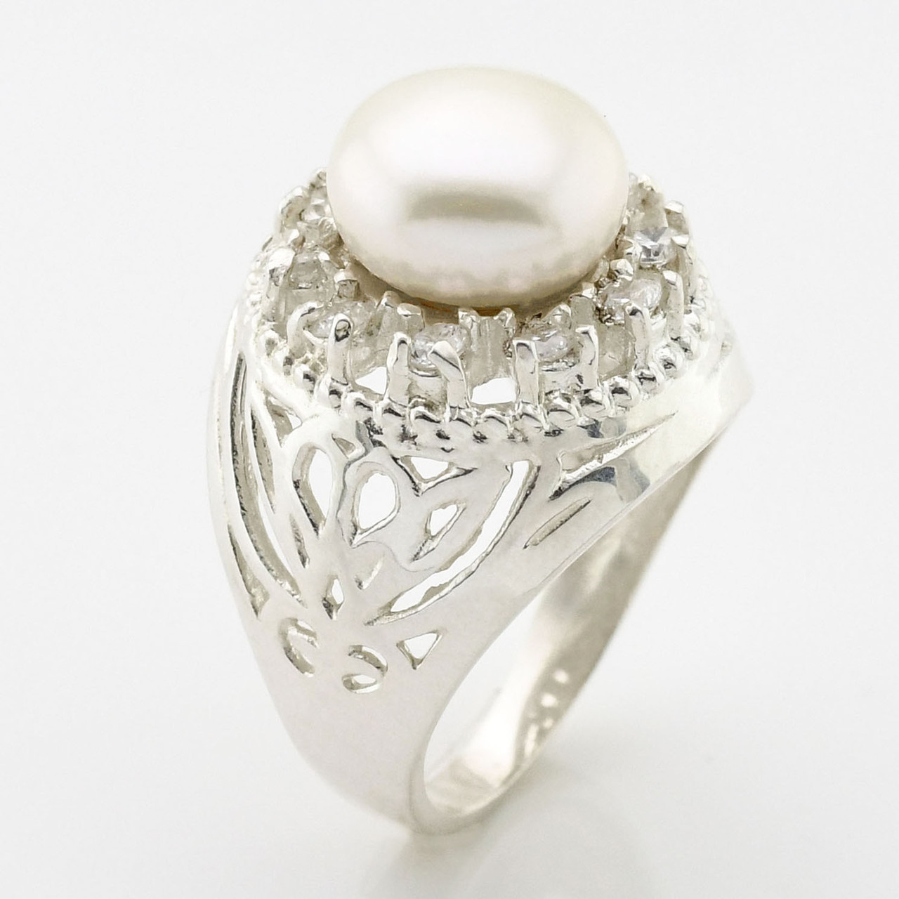 Серебряное кольцо Леди вставка искусственные жемчужины 18
Серебряное кольцо Леди вставка искусственные жемчужины 18