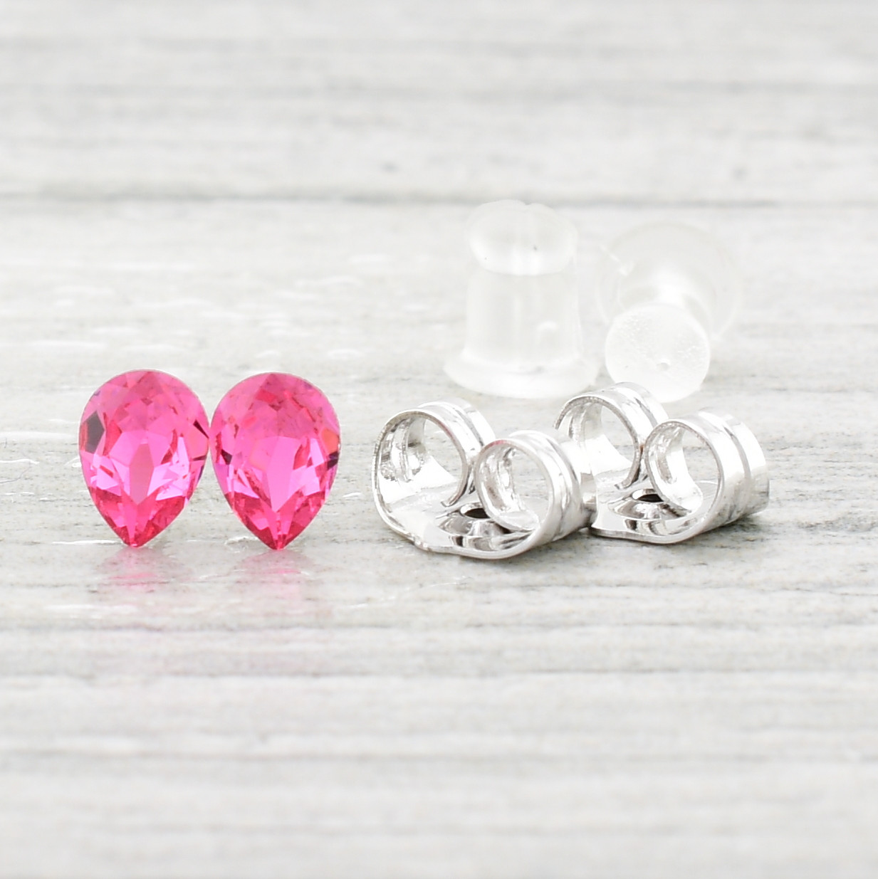 Серьги Xuping с кристаллами Swarovski 83102 размер 7х5 мм цвет розовый позолота Белое Золото
Серьги Xuping с кристаллами Swarovski 83102 размер 7х5 мм цвет розовый позолота Белое Золото