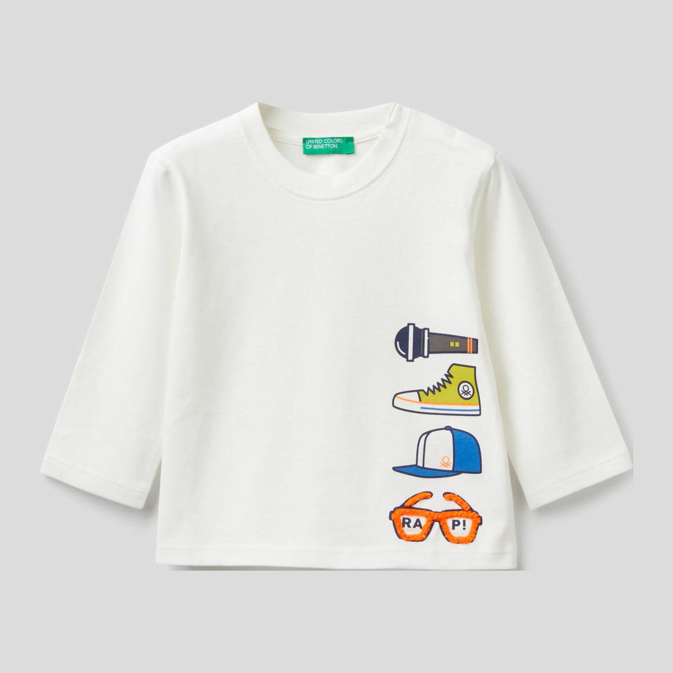 Футболка с длинными рукавами United Colors of Benetton 3ATNC15DR.P-074 98 см
Футболка с длинными рукавами United Colors of Benetton 3ATNC15DR.P-074 98 см