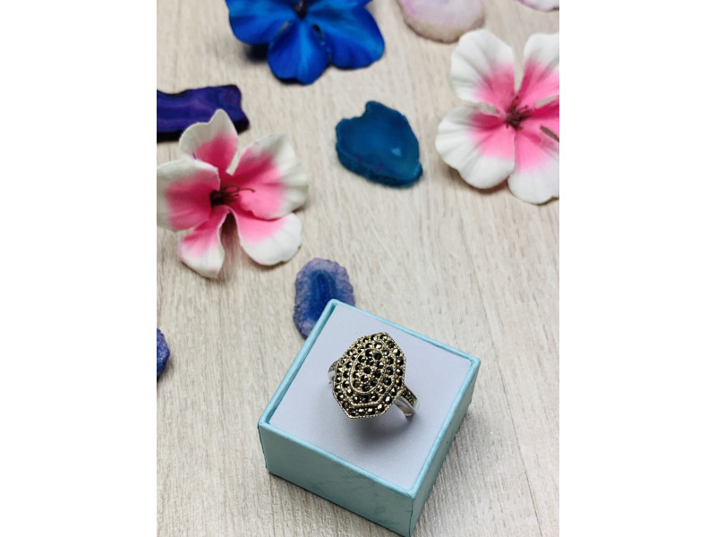 Серебряное кольцо с камнями черная Шпинель Sky Jewelry 000566