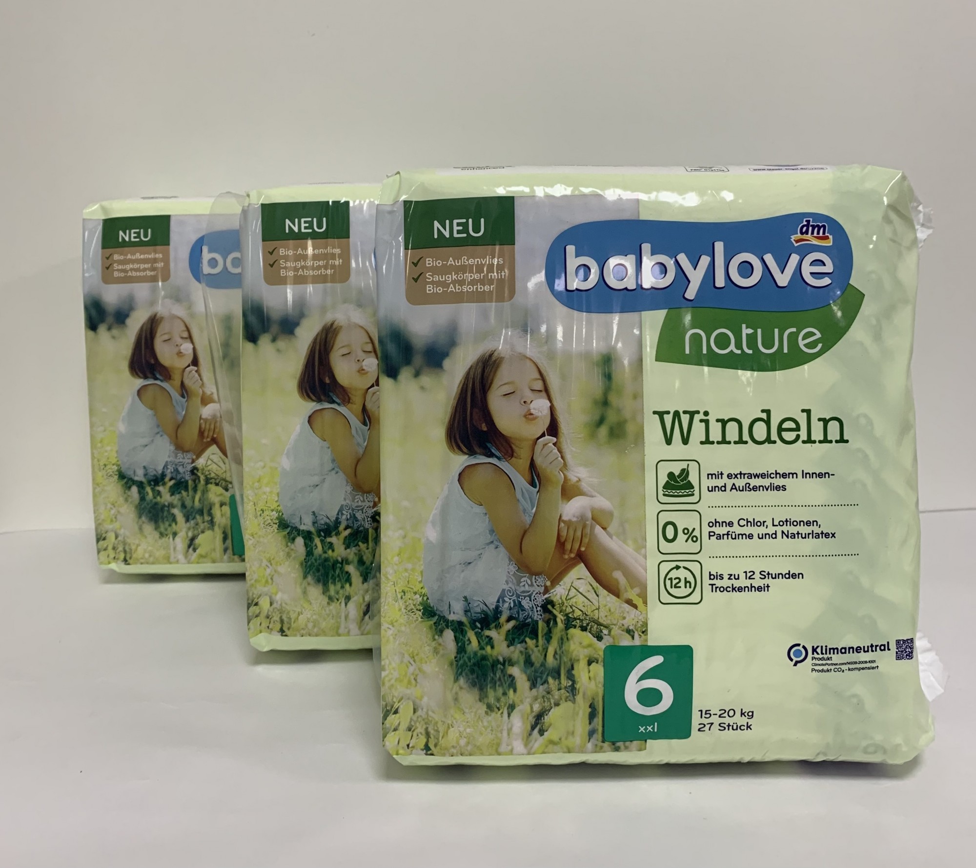 Набір з 3уп.(81шт.) екологічно чистих підгузників 6 розміру Babylove Nature 15-20кг.
Набір з 3уп.(81шт.) екологічно чистих підгузників 6 розміру Babylove Nature 15-20кг.