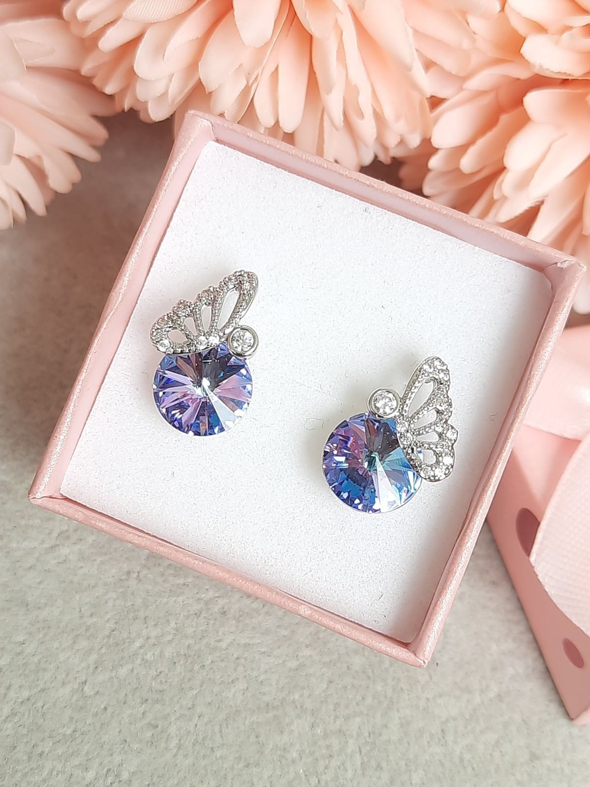 Серьги гвоздики Xuping Бабочки с кристаллом Swarovski Медицинское золото радированное
Серьги гвоздики Xuping Бабочки с кристаллом Swarovski Медицинское золото радированное