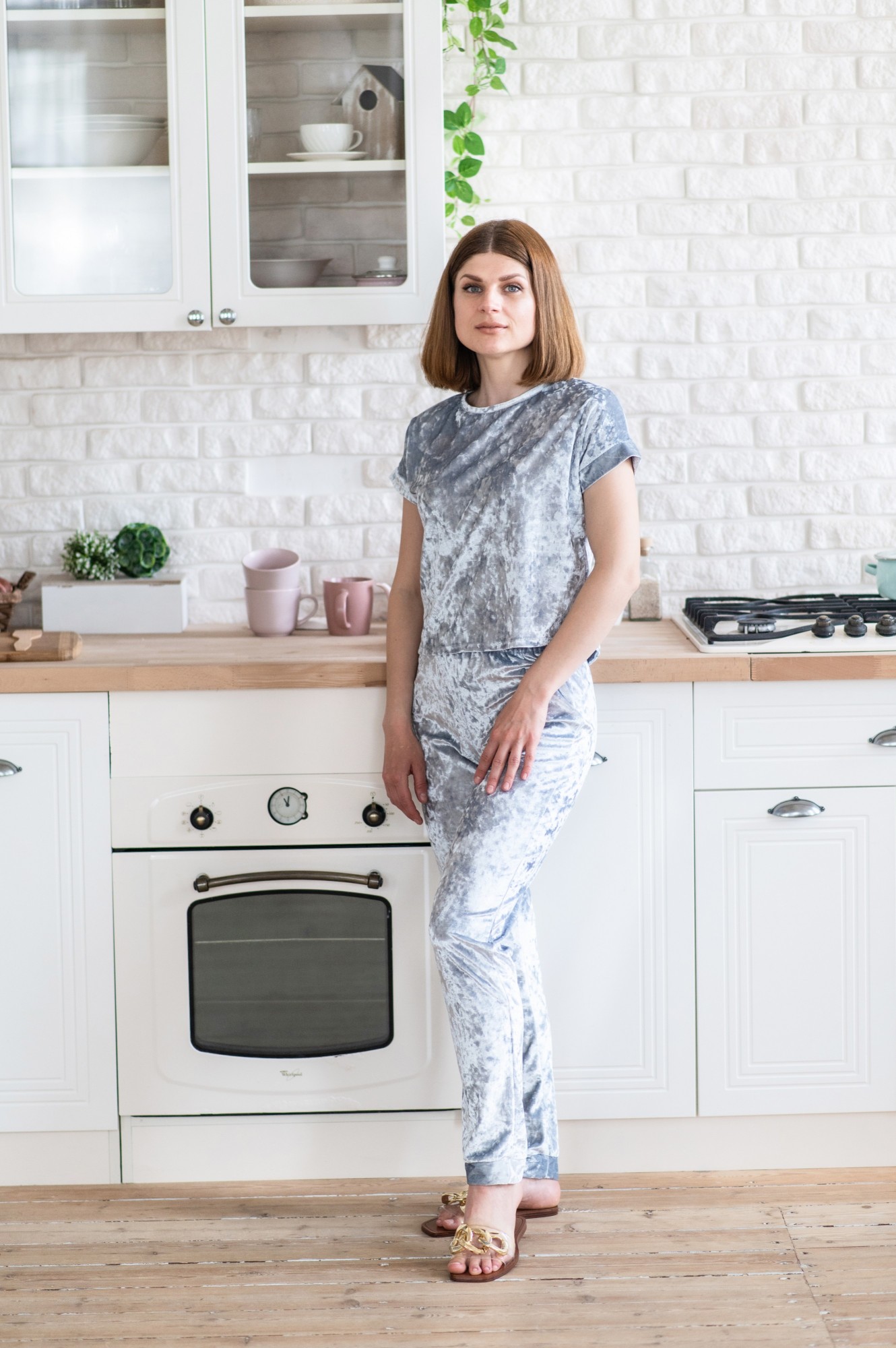 Костюм для улицы и дома Miss Lora Классика цвет - серый (50-52, Костюм для улицы и дома Miss Lora Классика цвет - серый L (50-52)
Костюм для улицы и дома Miss Lora Классика цвет - серый (50-52, Костюм для улицы и дома Miss Lora Классика цвет - серый L (50-52)