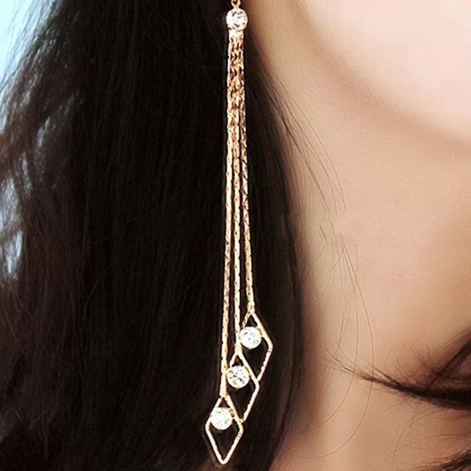 Длинные женские серьги с тремя ромбами с камушками золотистые Fashion Jewelry 7125
Длинные женские серьги с тремя ромбами с камушками золотистые Fashion Jewelry 7125