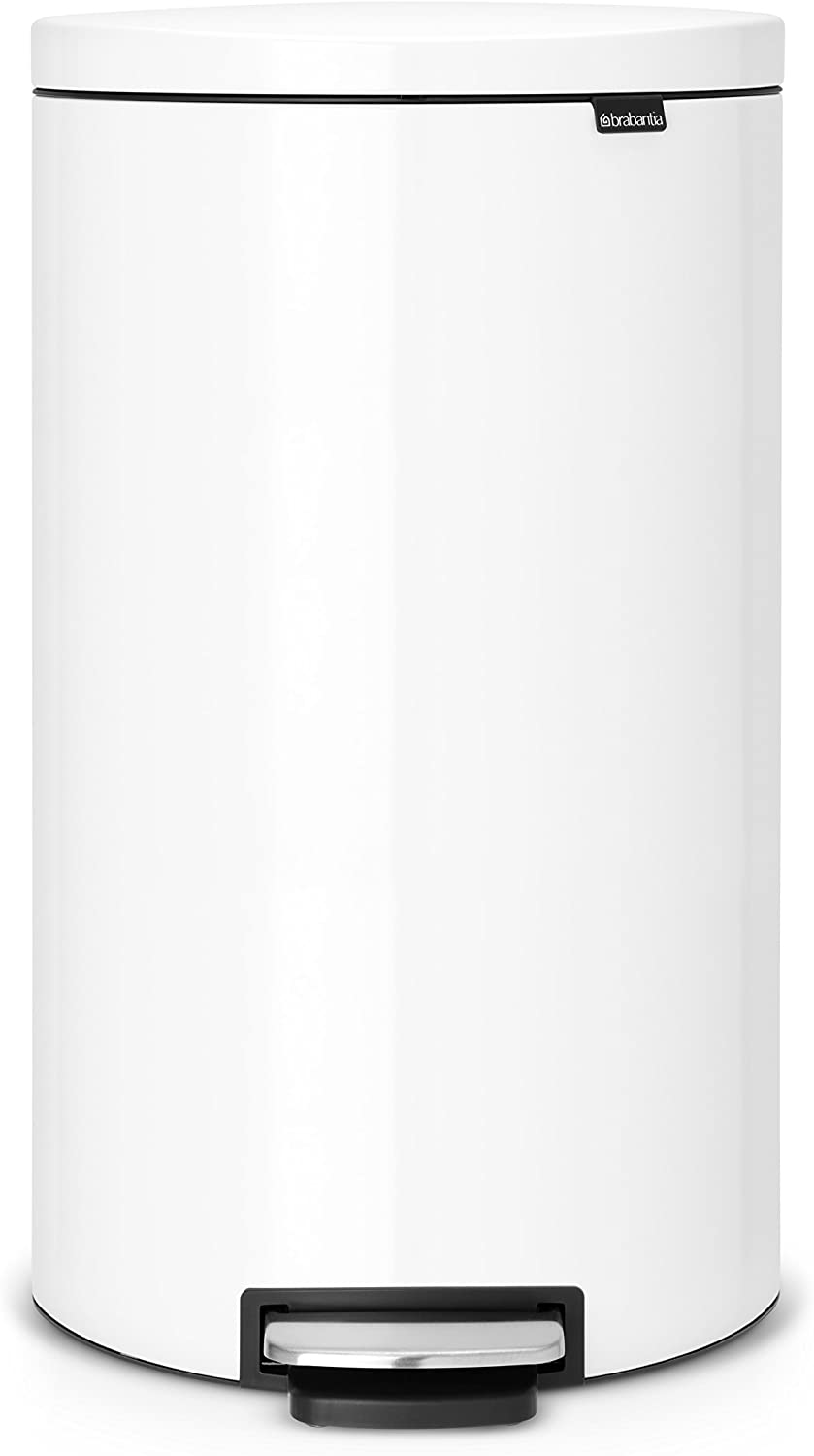 Мусорный бак с педалью 30 литров Brabantia 485206 бесшумный Pedal Bin FlatBack+
Мусорный бак с педалью 30 литров Brabantia 485206 бесшумный Pedal Bin FlatBack+