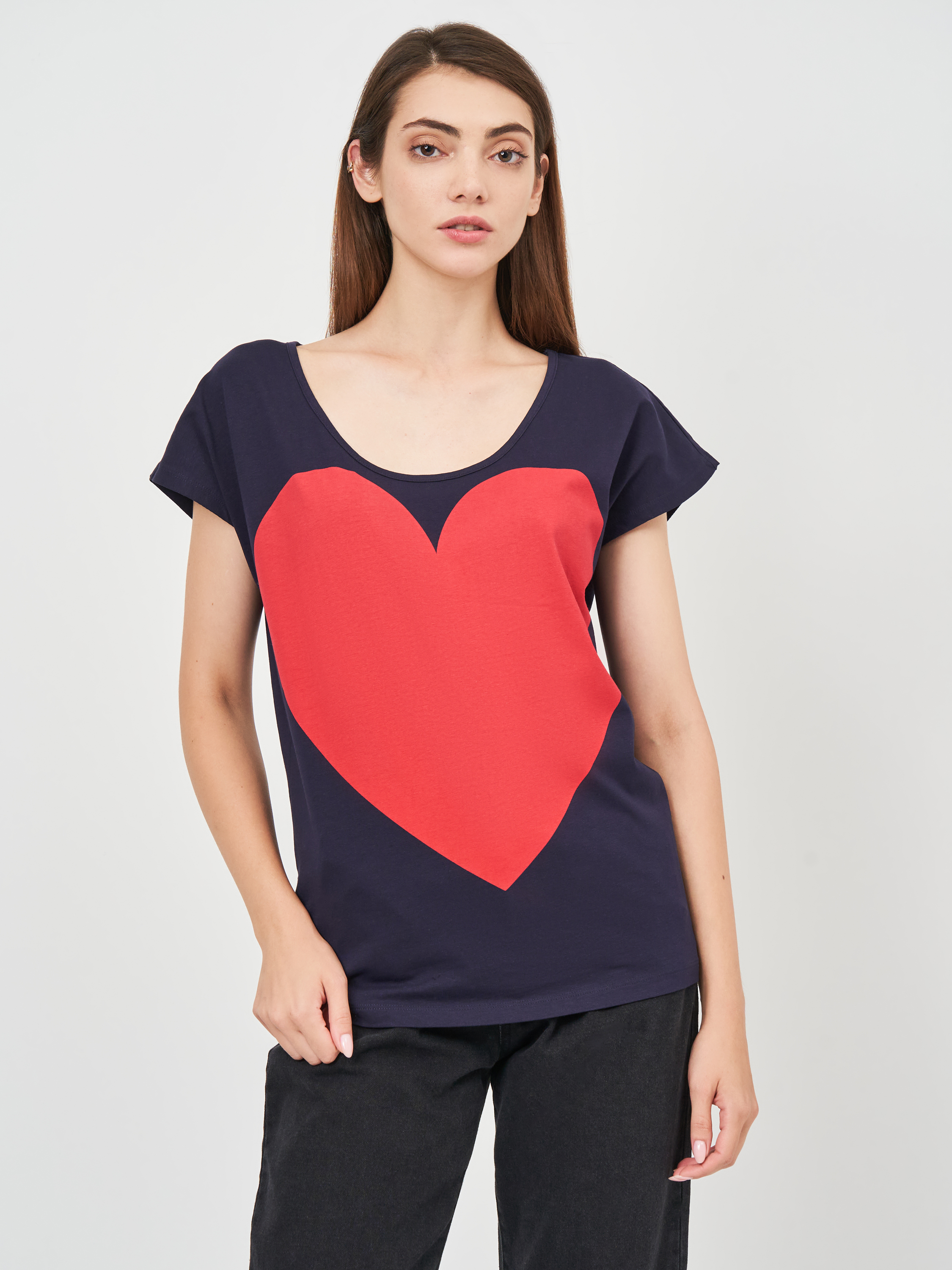 Футболка Love Moschino 9097.10 36 () Синяя, Футболка Love Moschino 9097.10 36 (S) Синяя
Футболка Love Moschino 9097.10 36 () Синяя, Футболка Love Moschino 9097.10 36 (S) Синяя