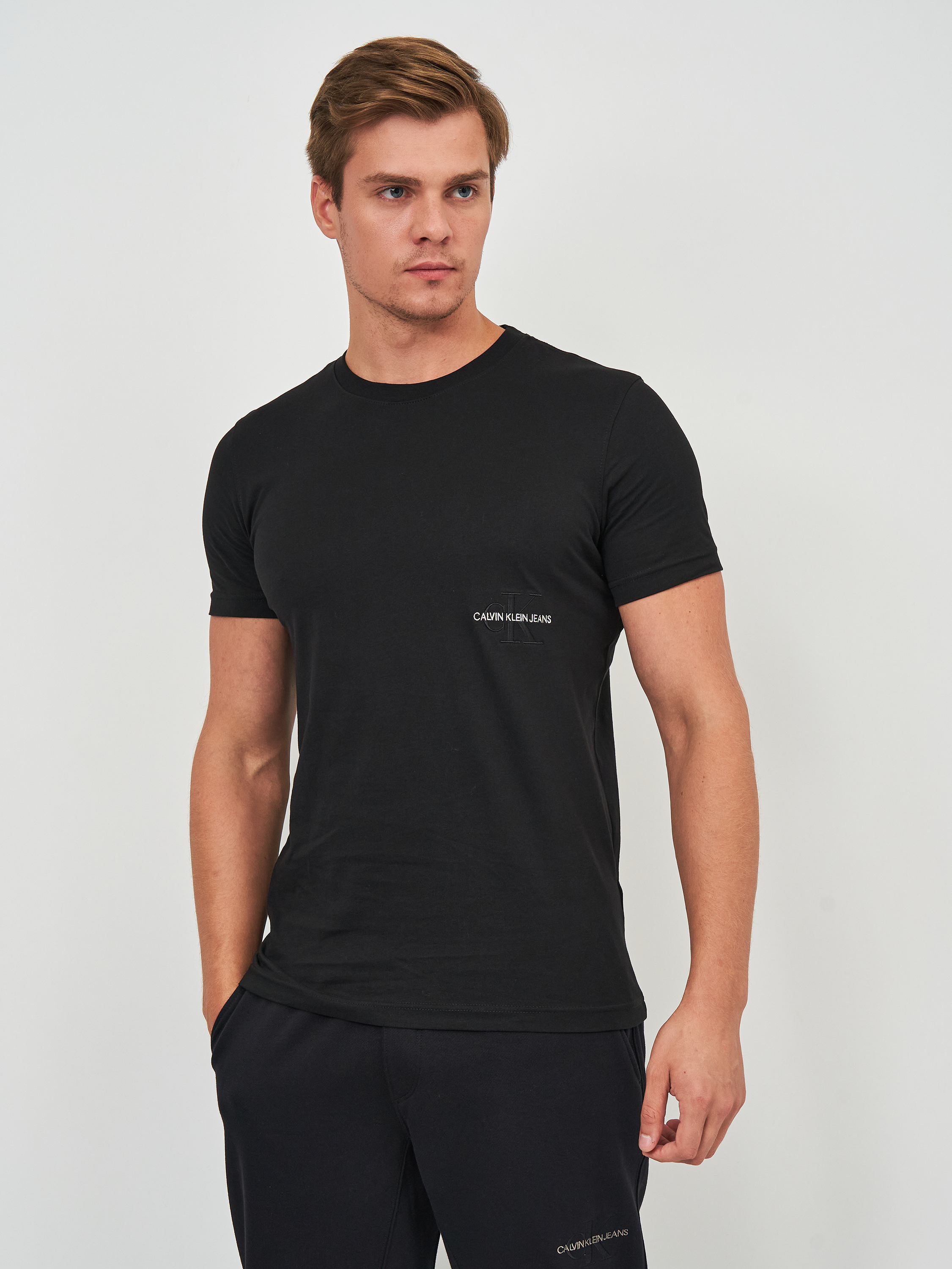 Футболка Calvin Klein Jeans Off Placed Iconic Tee J30J318226-BEH Black, Футболка Calvin Klein Jeans Off Placed Iconic Tee J30J318226-BEH S Black
Футболка Calvin Klein Jeans Off Placed Iconic Tee J30J318226-BEH Black, Футболка Calvin Klein Jeans Off Placed Iconic Tee J30J318226-BEH S Black