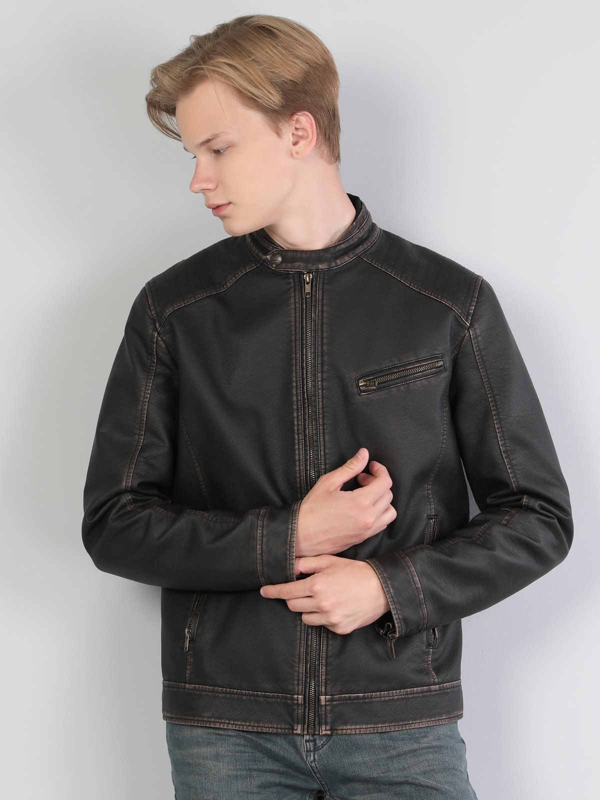 Куртка из искусственной кожи Colin' CL1036130DBR, Куртка из искусственной кожи Colin's CL1036130DBR S
Куртка из искусственной кожи Colin' CL1036130DBR, Куртка из искусственной кожи Colin's CL1036130DBR S