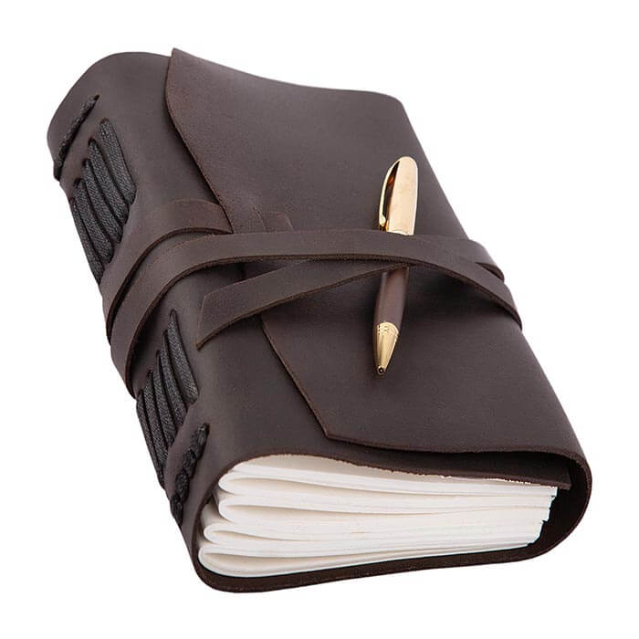 Блокнот кожаный с ручкой COMFY STRAP А5 14.8 х 21 х 4 см Чистый лист Коричневый
Блокнот кожаный с ручкой COMFY STRAP А5 14.8 х 21 х 4 см Чистый лист Коричневый