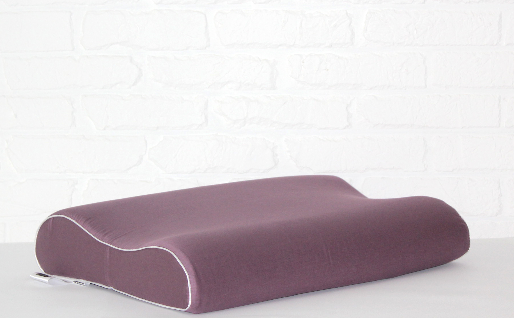 Подушка ортопедическая MirSon №7093 Elite Delicate Satin Excalibur 58х40х10,5 см италия, пена memory foam
Подушка ортопедическая MirSon №7093 Elite Delicate Satin Excalibur 58х40х10,5 см италия, пена memory foam