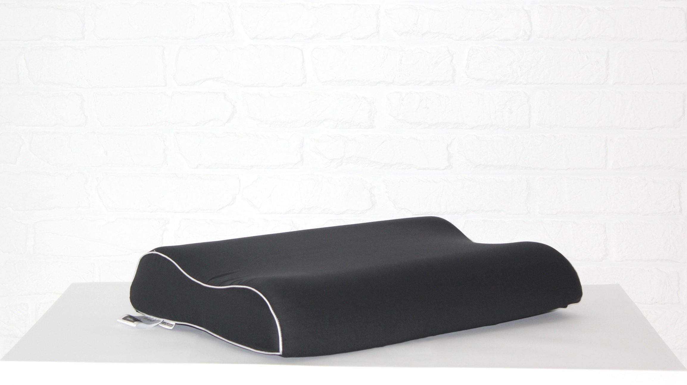 Подушка ортопедическая MirSon №7090 Elite Delicate Satin Black Pearl 58х40х10,5 см италия, пена memory foam
Подушка ортопедическая MirSon №7090 Elite Delicate Satin Black Pearl 58х40х10,5 см италия, пена memory foam