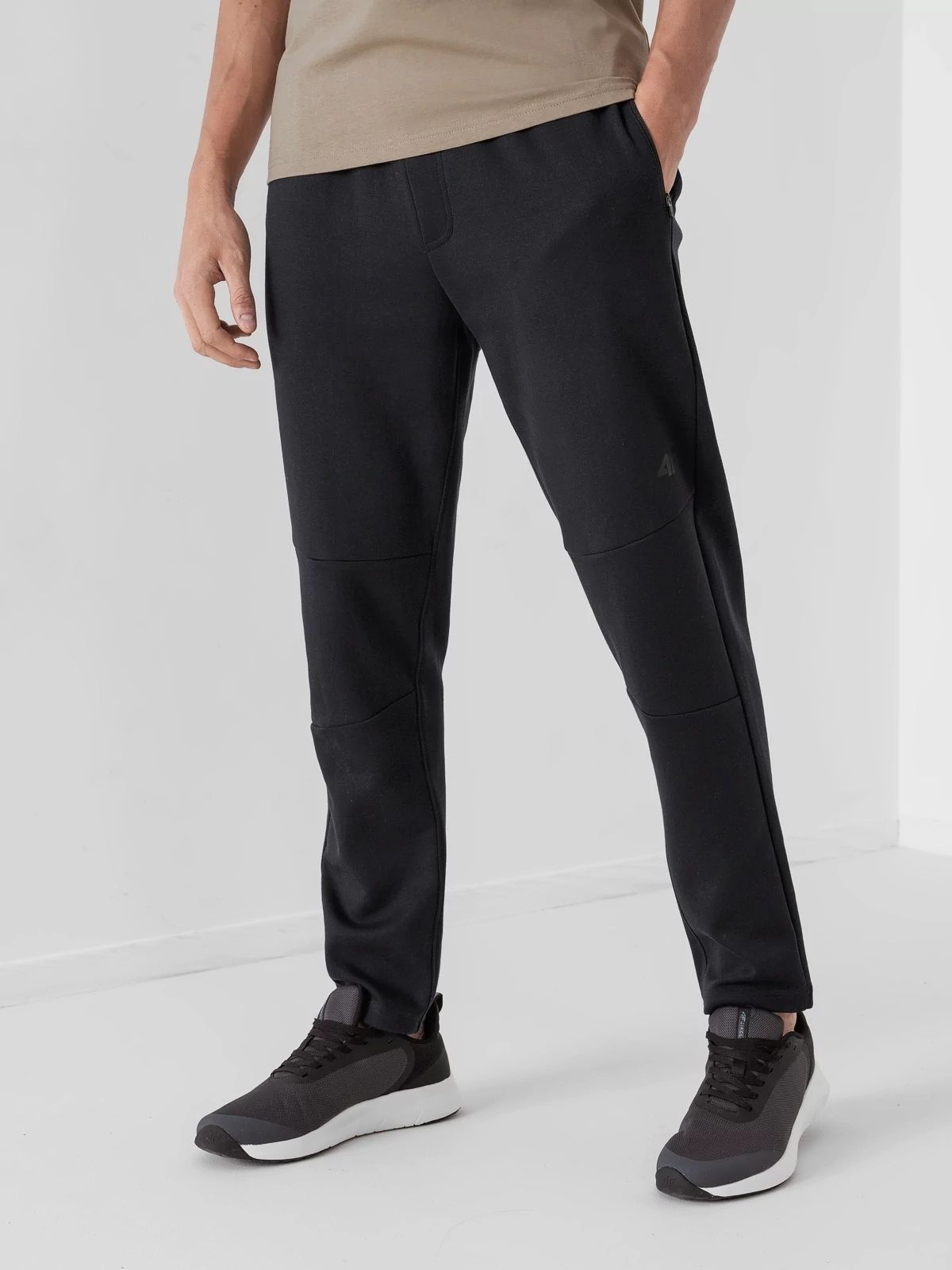 Спортивные штаны 4F H4Z21-SPMD014-30S Dark Blue, Спортивные штаны 4F H4Z21-SPMD014-30S 2XL Dark Blue
Спортивные штаны 4F H4Z21-SPMD014-30S Dark Blue, Спортивные штаны 4F H4Z21-SPMD014-30S 2XL Dark Blue
