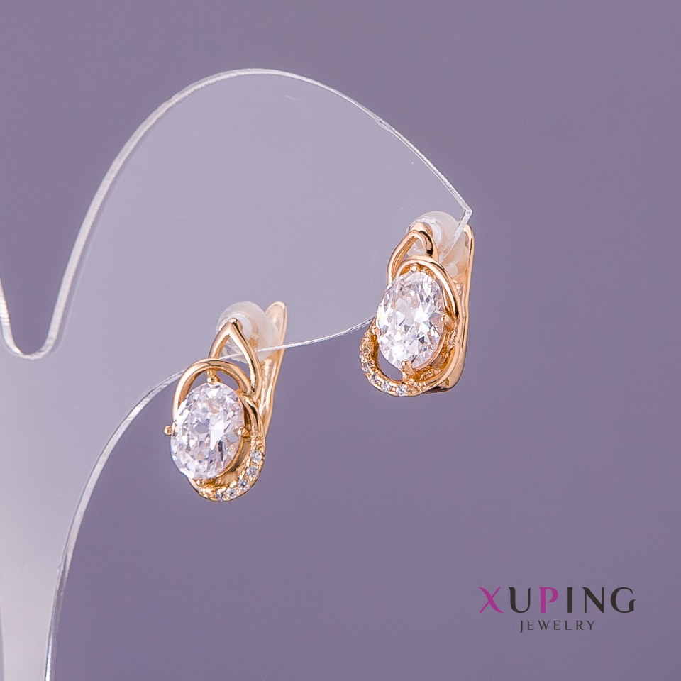 Серьги Xuping белые камни, диаметр 8мм, длина 15мм цвет золото, ida18672
Серьги Xuping белые камни, диаметр 8мм, длина 15мм цвет золото, ida18672
