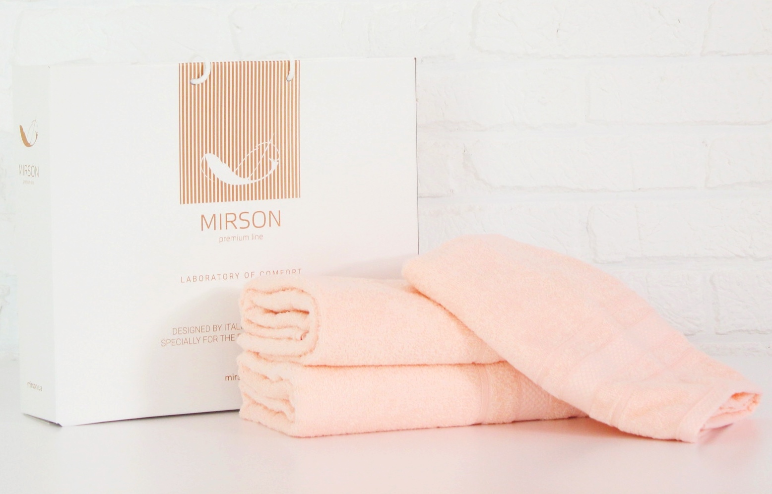 Набор полотенец MirSon 5080 Elite SoftNes Peach 50x90 см + 70x140 см + 100x150 см - 3 шт Персиковый италия, махра
Набор полотенец MirSon 5080 Elite SoftNes Peach 50x90 см + 70x140 см + 100x150 см - 3 шт Персиковый италия, махра