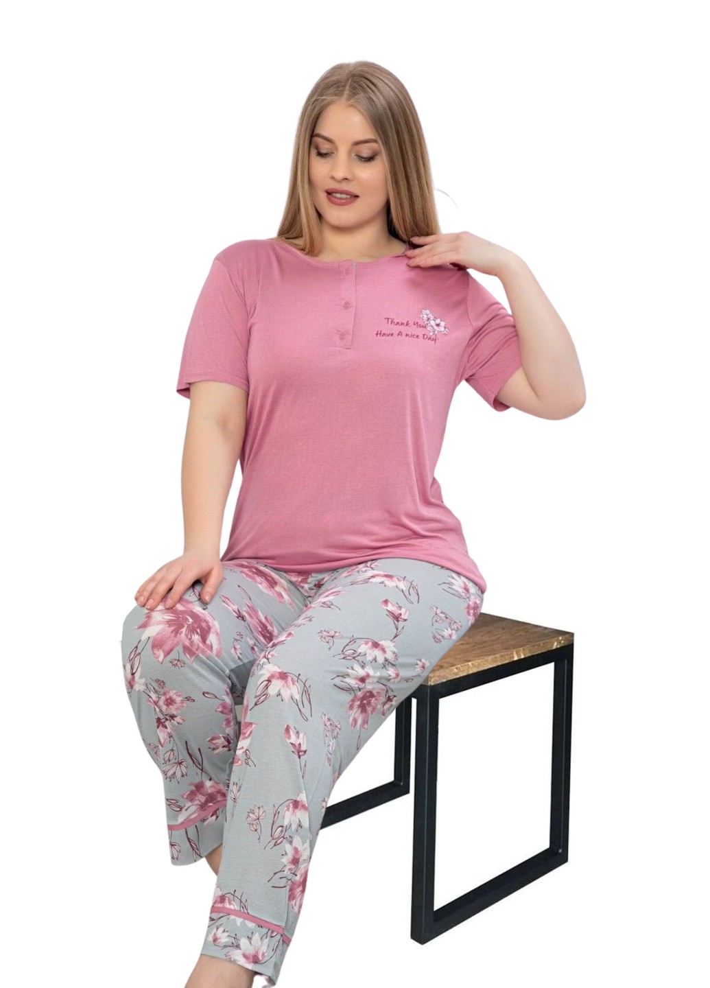 Брюки и футболка женские Le’maris Ле марис, розовый с серым, 5XL 56-58 (10113-5XL)
Брюки и футболка женские Le’maris Ле марис, розовый с серым, 5XL 56-58 (10113-5XL)