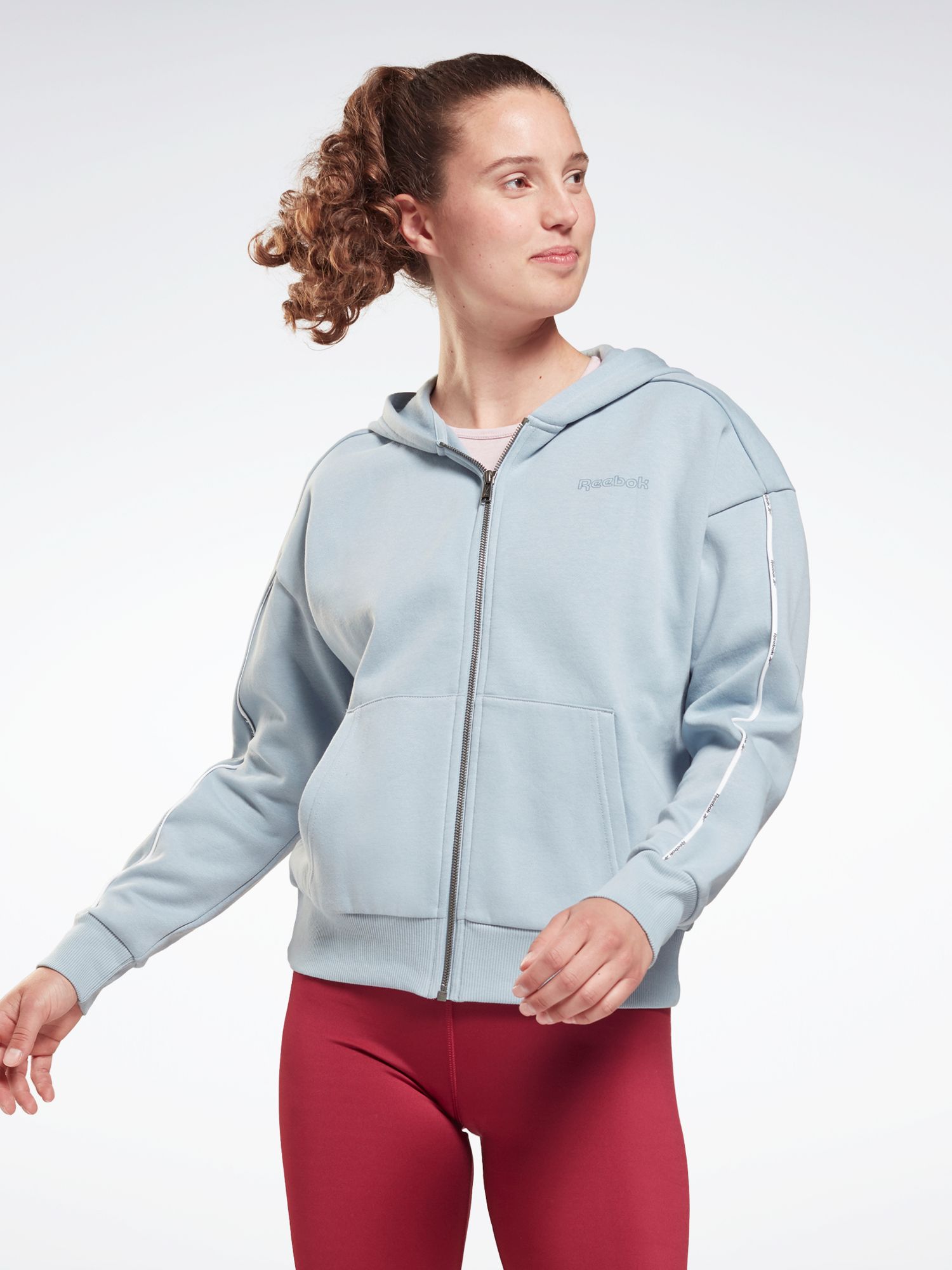 Толстовка Reebok Piping Pack Full Zi Gabgry GS9346 Gable Grey, Толстовка Reebok Piping Pack Full Zi Gabgry GS9346 M Gable Grey
Толстовка Reebok Piping Pack Full Zi Gabgry GS9346 Gable Grey, Толстовка Reebok Piping Pack Full Zi Gabgry GS9346 M Gable Grey