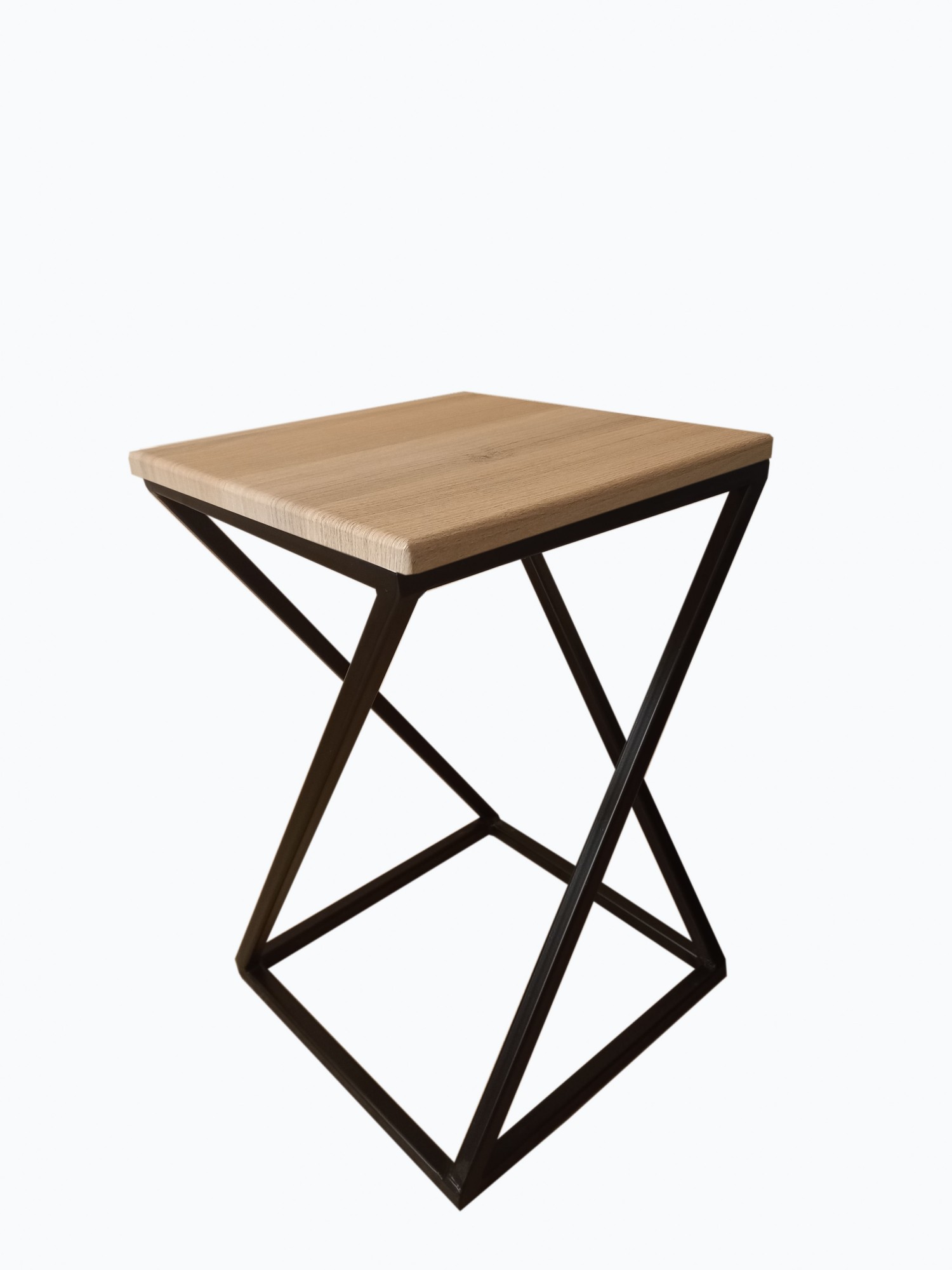 Табурет в стиле лофт черный каркас с сидением дуб сонома молоный Наша Ковка 
Табурет в стиле лофт черный каркас с сидением дуб сонома молоный Наша Ковка