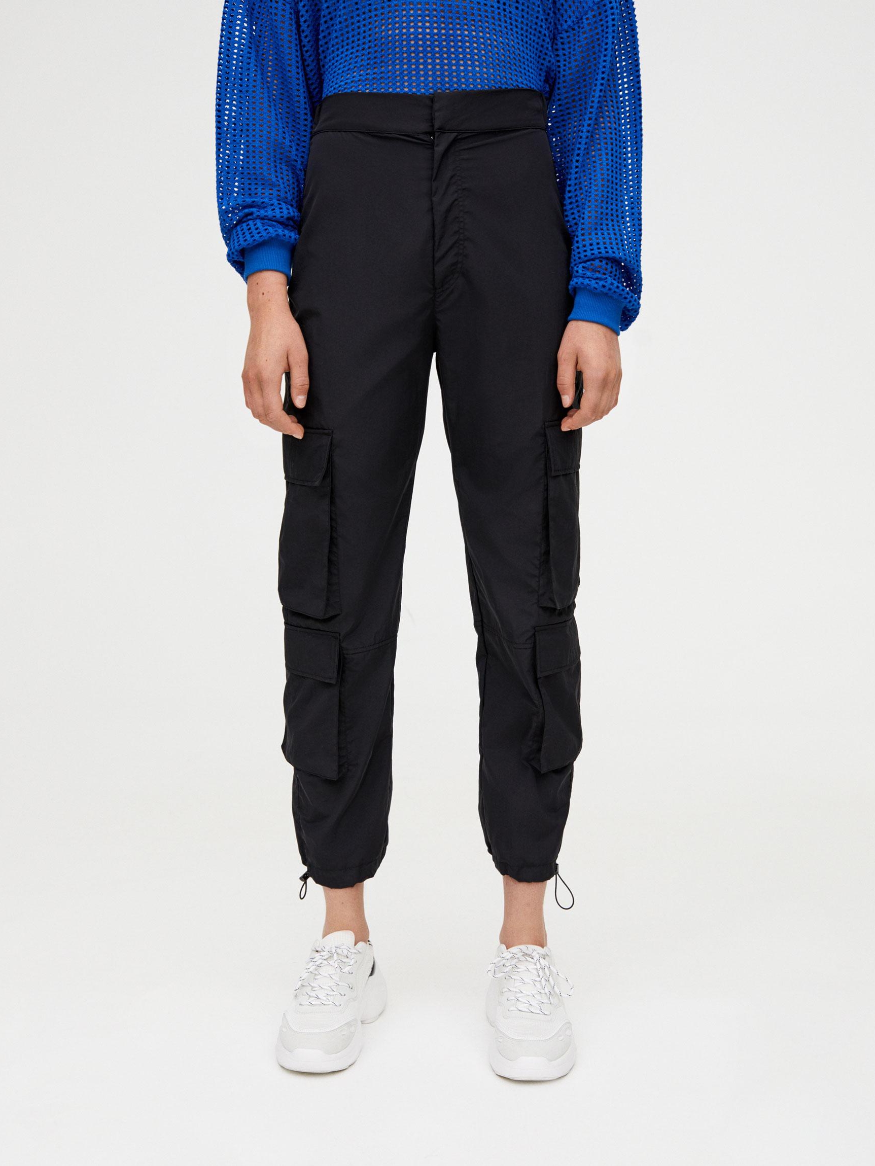 Брюки Pull & Bear XAZ260084ZQHI Черные, Брюки Pull & Bear XAZ260084ZQHI 40 Черные
Брюки Pull & Bear XAZ260084ZQHI Черные, Брюки Pull & Bear XAZ260084ZQHI 40 Черные