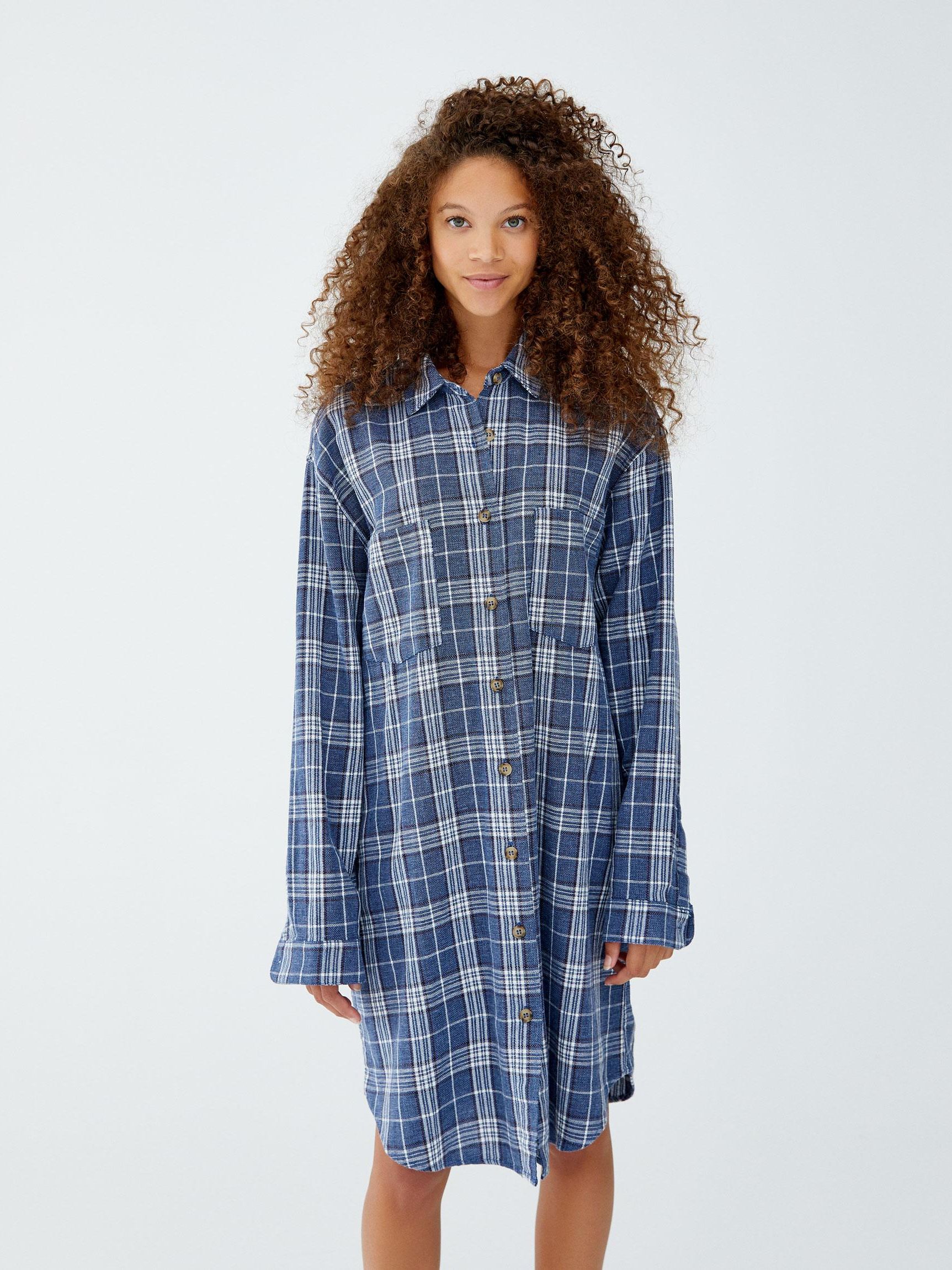 Платье Pull & Bear XAZ233350NBMB Синее, Платье Pull & Bear XAZ233350NBMB S Синее
Платье Pull & Bear XAZ233350NBMB Синее, Платье Pull & Bear XAZ233350NBMB S Синее