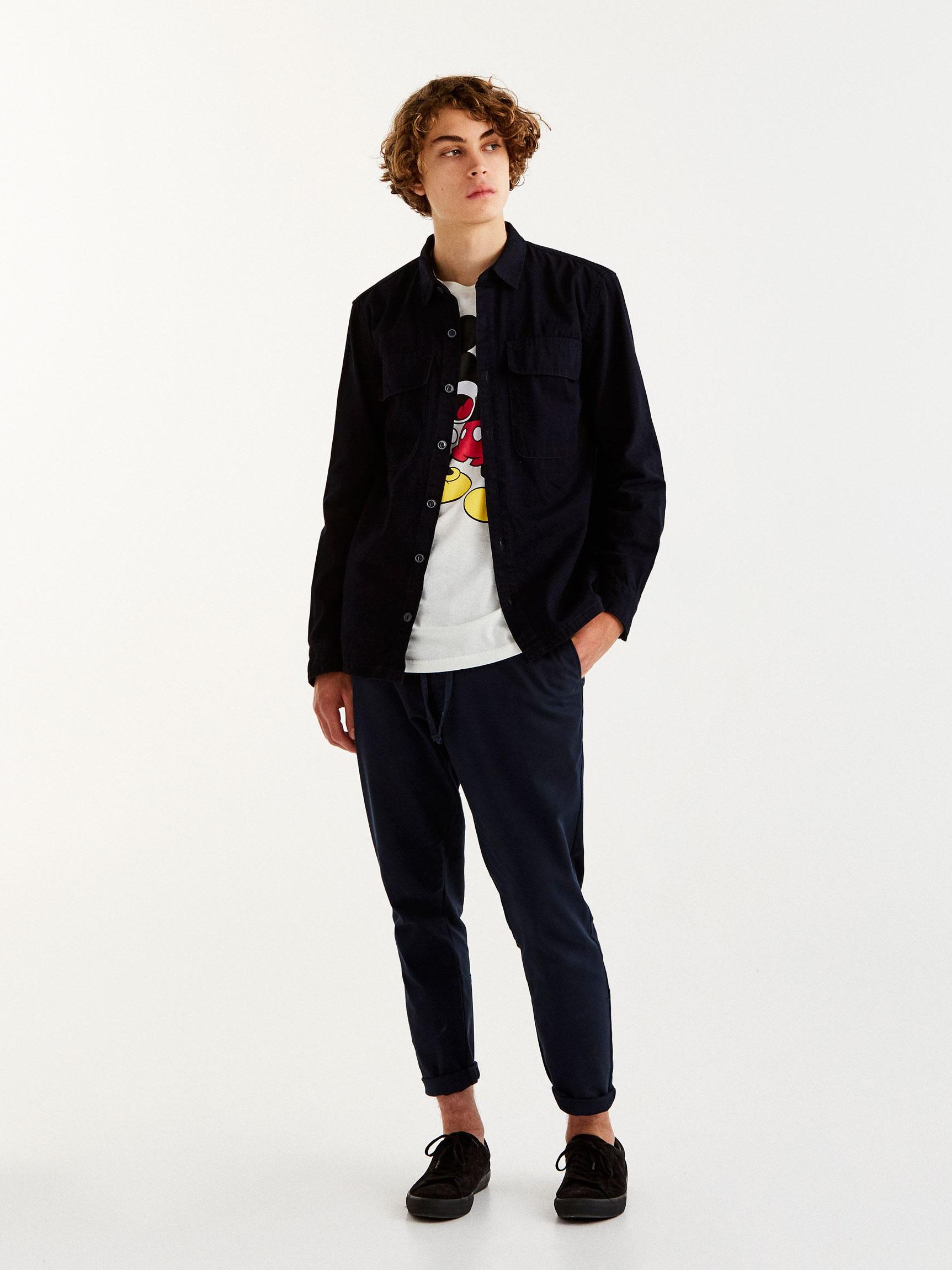 Рубашка джинсовая Pull & Bear XAZ134075HQXN Темно-синяя, Рубашка джинсовая Pull & Bear XAZ134075HQXN S Темно-синяя
Рубашка джинсовая Pull & Bear XAZ134075HQXN Темно-синяя, Рубашка джинсовая Pull & Bear XAZ134075HQXN S Темно-синяя