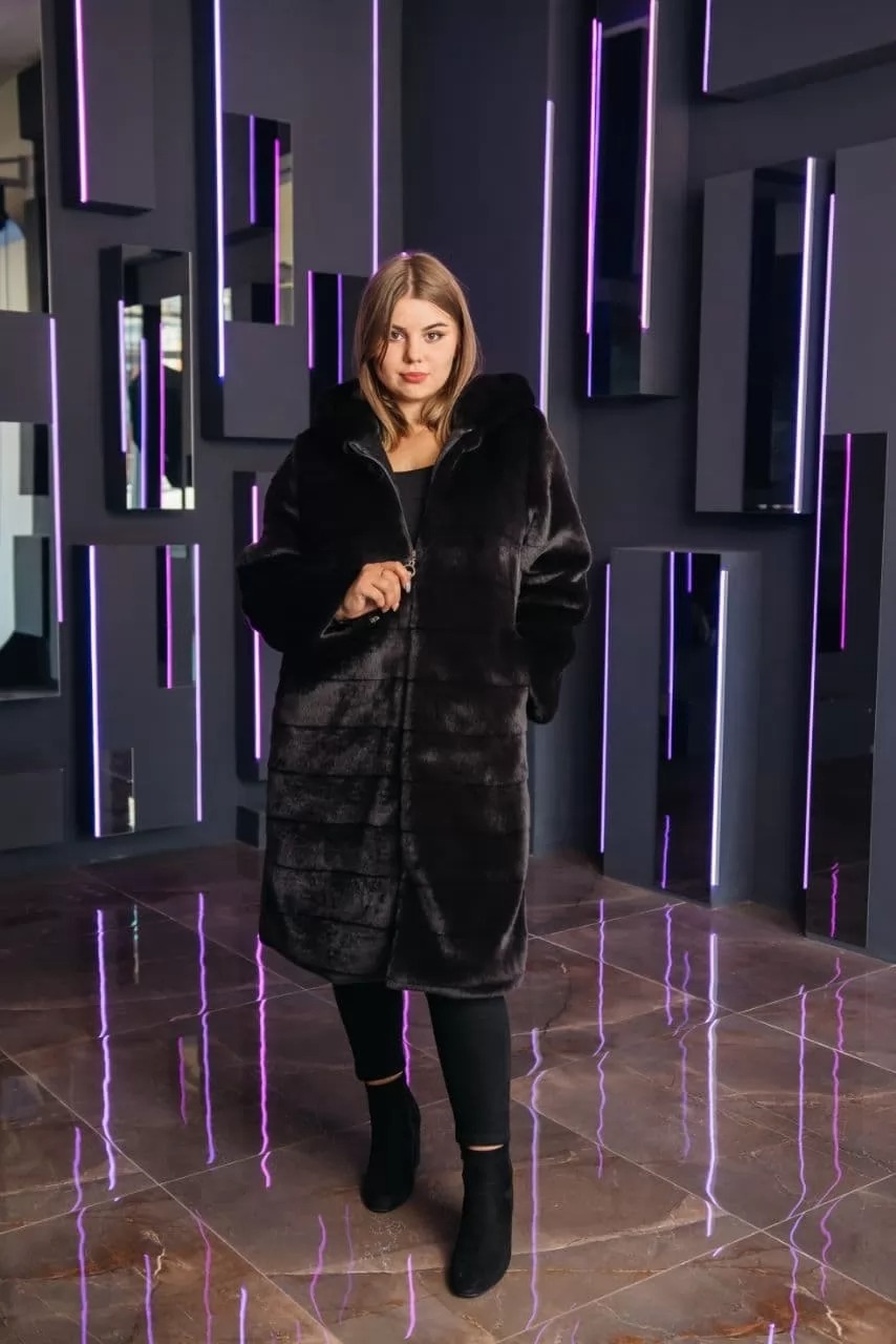 Fashions • Шуба с капюшоном под шиншиллу Laurel Fashions коричневый (№021/ш-бр-З, Fashions • Шуба с капюшоном под шиншиллу Laurel Fashions 60 коричневый (№021/ш-бр-З)
Fashions • Шуба с капюшоном под шиншиллу Laurel Fashions коричневый (№021/ш-бр-З, Fashions • Шуба с капюшоном под шиншиллу Laurel Fashions 60 коричневый (№021/ш-бр-З)