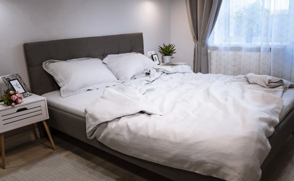 Комплект постельного белья из высококачественного умягченного льна ECO HOME Семейный Светло-серый 140х200 см 2 шт. (EH01-21-3)
Комплект постельного белья из высококачественного умягченного льна ECO HOME Семейный Светло-серый 140х200 см 2 шт. (EH01-21-3)