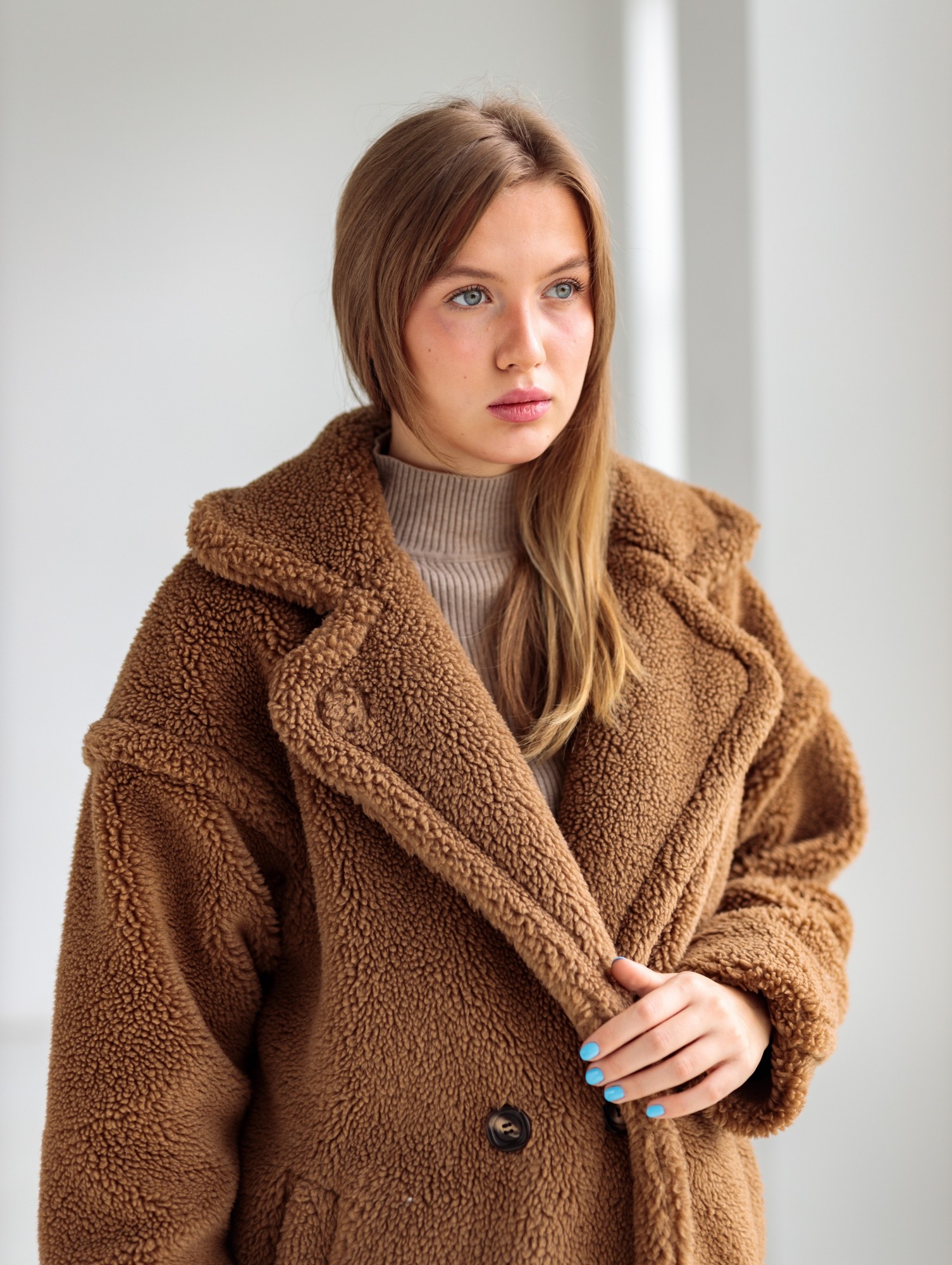 Шуба из эко меха стриженной овчины MaxMara коричневая, Шуба из эко меха стриженной овчины MaxMara коричневая XS
Шуба из эко меха стриженной овчины MaxMara коричневая, Шуба из эко меха стриженной овчины MaxMara коричневая XS