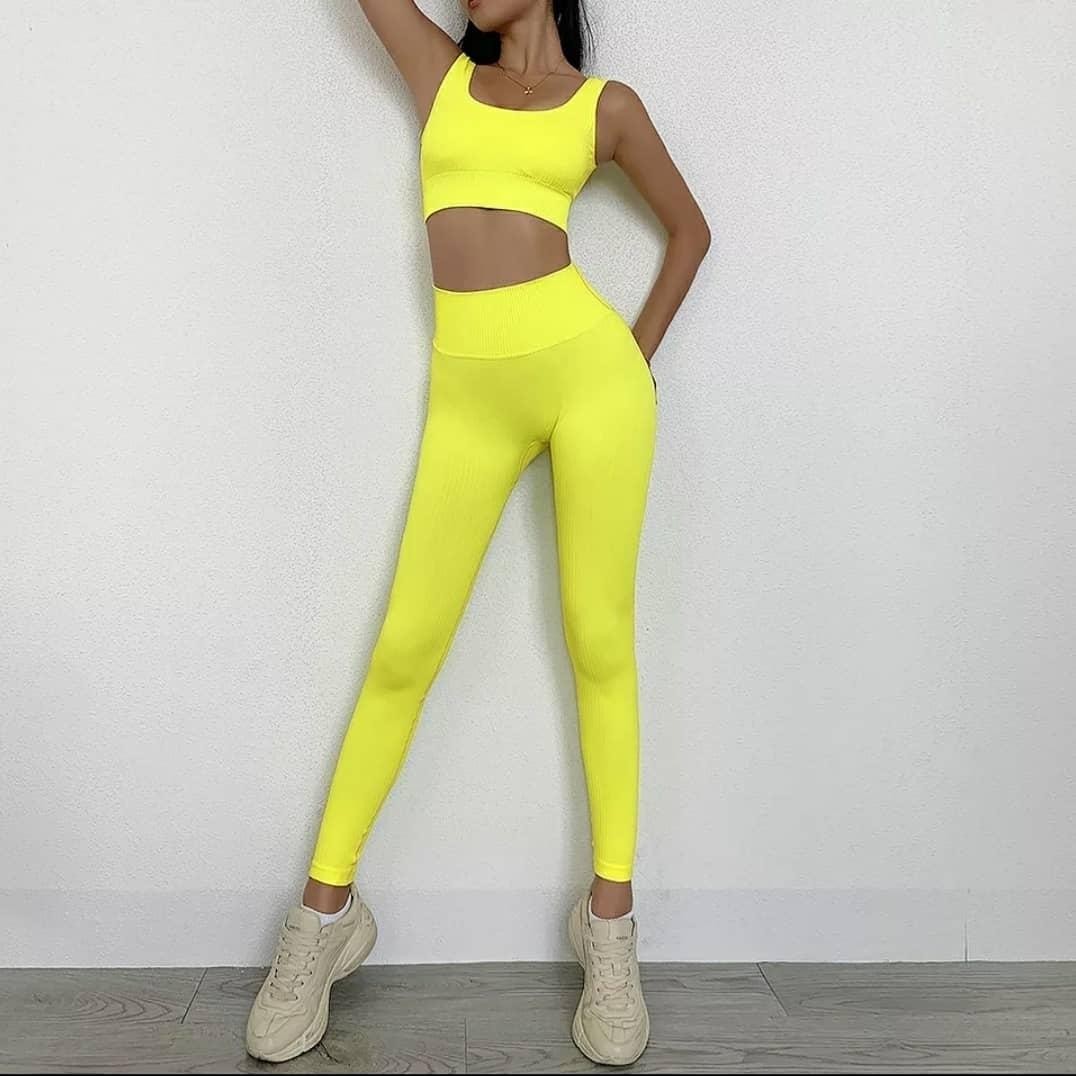 Женский костюм для фитнеса Whatiwear желтый (1233-yellow, Женский костюм для фитнеса Whatiwear желтый M (1233-yellow-M)
Женский костюм для фитнеса Whatiwear желтый (1233-yellow, Женский костюм для фитнеса Whatiwear желтый M (1233-yellow-M)
