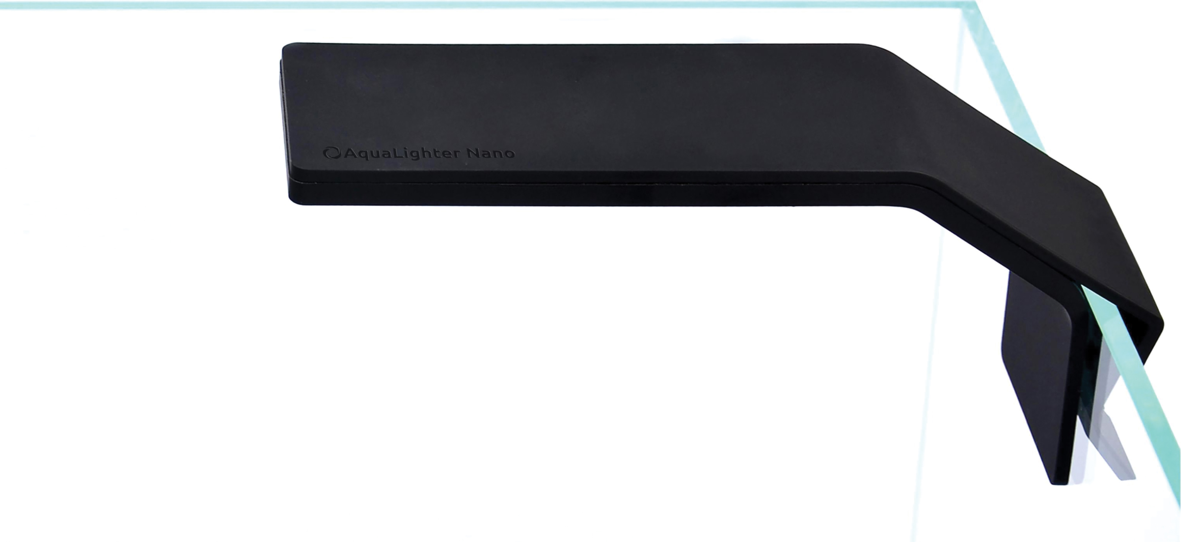 LED-светильник Collar AquaLighter Nano 6500 К 400 Лм 4.5 Вт для пресноводного аквариума до 25 л Черный (8225)
LED-светильник Collar AquaLighter Nano 6500 К 400 Лм 4.5 Вт для пресноводного аквариума до 25 л Черный (8225)