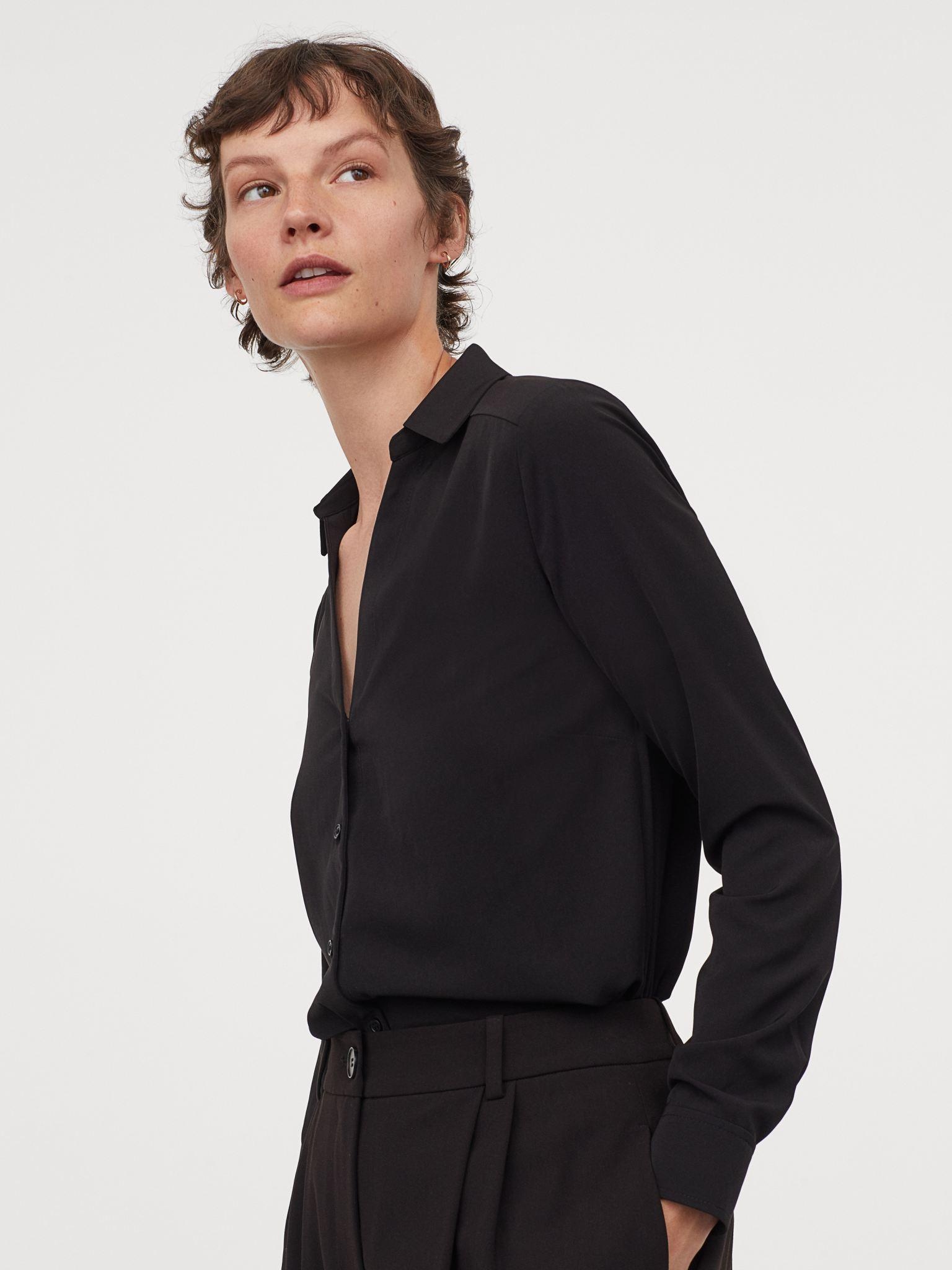 Блузка H&M XAZ207421BBCZ  Черная, Блузка H&M XAZ207421BBCZ 40 Черная 
Блузка H&M XAZ207421BBCZ  Черная, Блузка H&M XAZ207421BBCZ 40 Черная