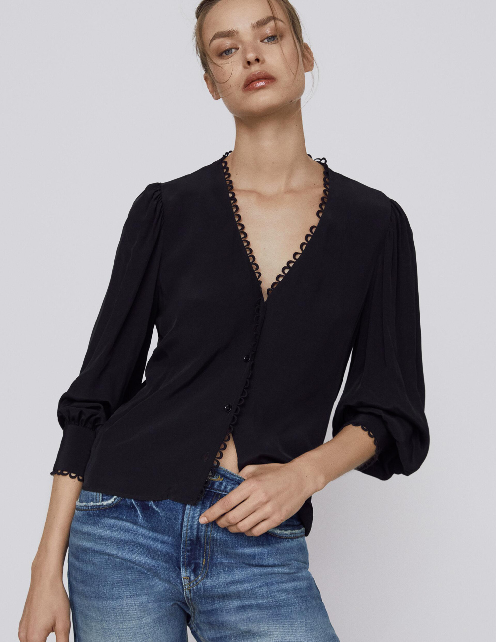 Блуза Zara Ж1074126 (9479/244/800) цвет черный, Блуза Zara Ж1074126 (9479/244/800) цвет черный M
Блуза Zara Ж1074126 (9479/244/800) цвет черный, Блуза Zara Ж1074126 (9479/244/800) цвет черный M