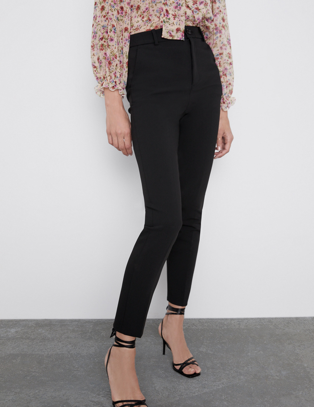 Брюки Zara Ж1074138 (1478/242/800) цвет черный, Брюки Zara Ж1074138 (1478/242/800) цвет черный XL
Брюки Zara Ж1074138 (1478/242/800) цвет черный, Брюки Zara Ж1074138 (1478/242/800) цвет черный XL