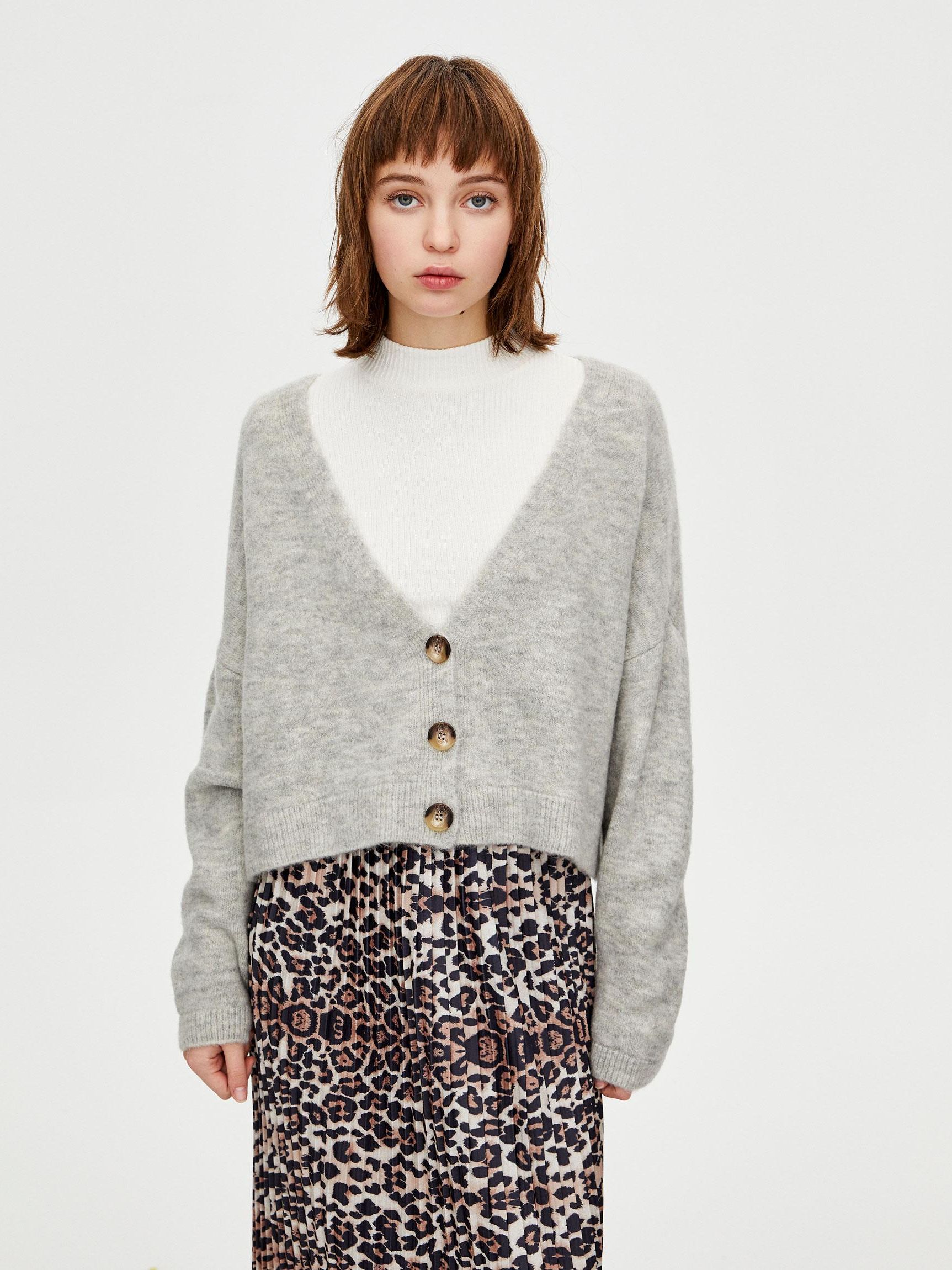 Кардиган Pull & Bear XAZ240511HAHT Серый, Кардиган Pull & Bear XAZ240511HAHT L Серый
Кардиган Pull & Bear XAZ240511HAHT Серый, Кардиган Pull & Bear XAZ240511HAHT L Серый