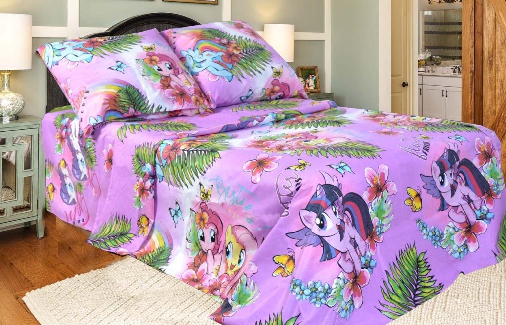 Комплект постельного белья Королева Ночи Бязь 200х220 Евро My Little Pony на фиолетовом 850
Комплект постельного белья Королева Ночи Бязь 200х220 Евро My Little Pony на фиолетовом 850