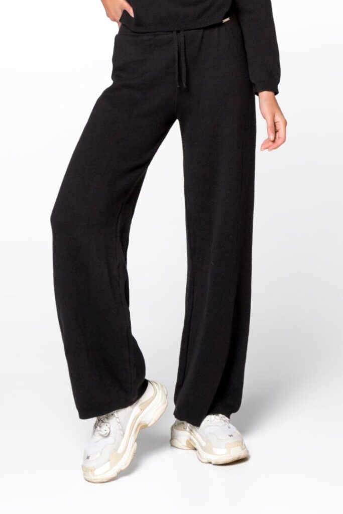 Женские штаны Designed for Fitness Cozy Black, Женские штаны Designed for Fitness Cozy Black M/L
Женские штаны Designed for Fitness Cozy Black, Женские штаны Designed for Fitness Cozy Black M/L