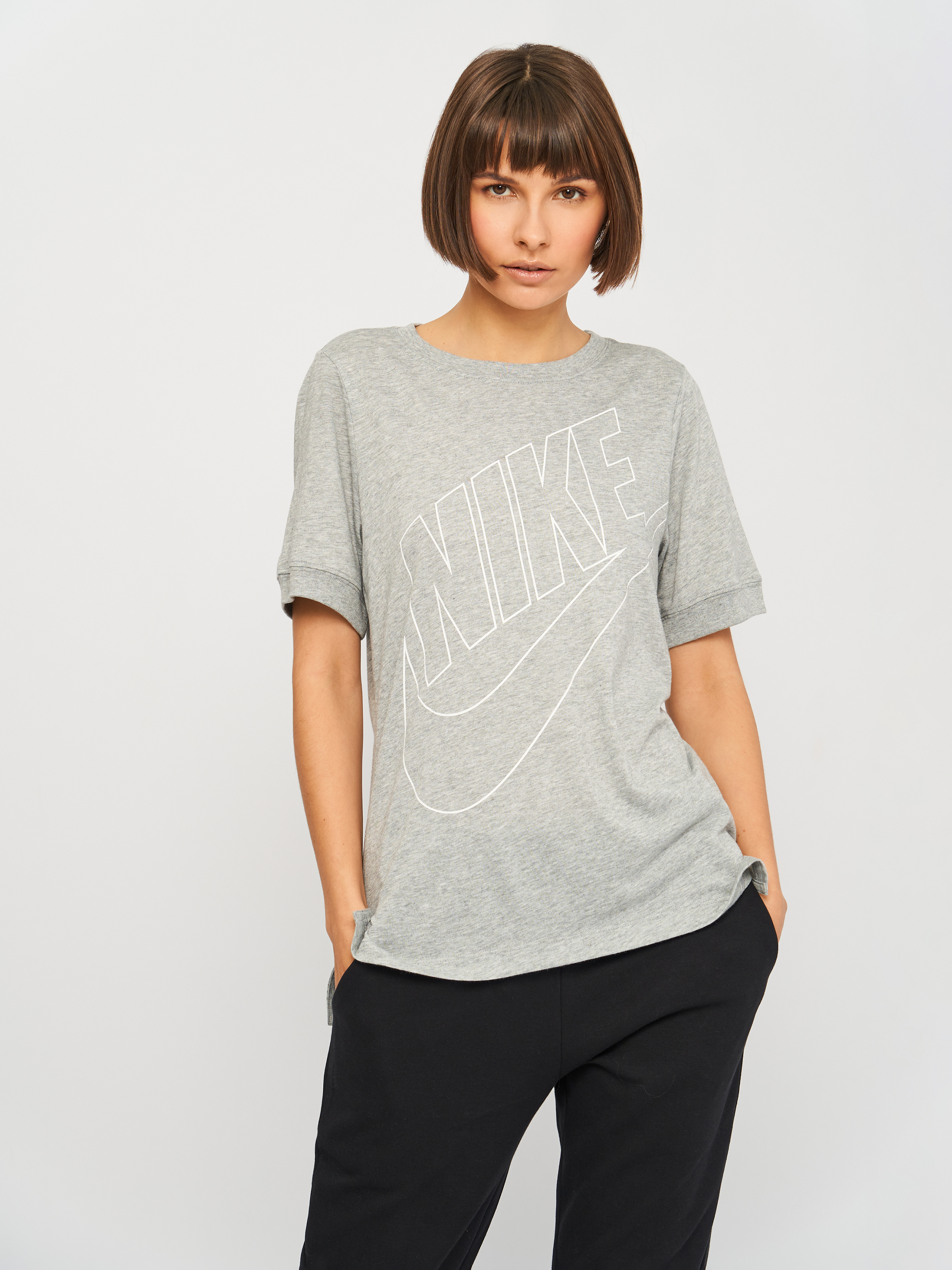 Футболка Nike 872120-063 S Серая (91202425807_91202425814_100000000324_100000000327_100000000329_100000000151_100000000242_100000000431)
Футболка Nike 872120-063 S Серая (91202425807_91202425814_100000000324_100000000327_100000000329_100000000151_100000000242_100000000431)