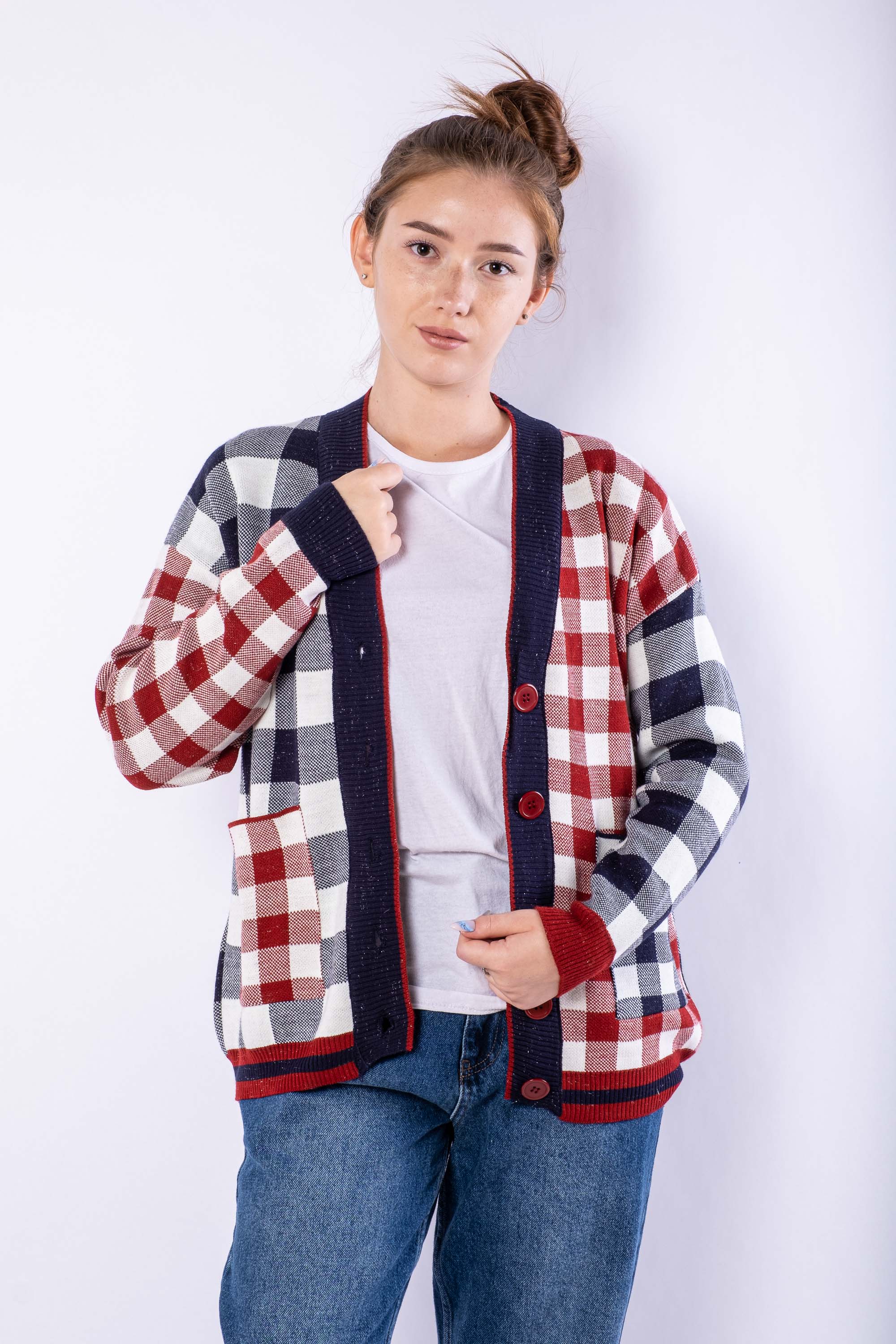 Кардиган женский Time of Style 646F2338-2 Сине-бордовый, Кардиган женский Time of Style 646F2338-2 XL Сине-бордовый
Кардиган женский Time of Style 646F2338-2 Сине-бордовый, Кардиган женский Time of Style 646F2338-2 XL Сине-бордовый