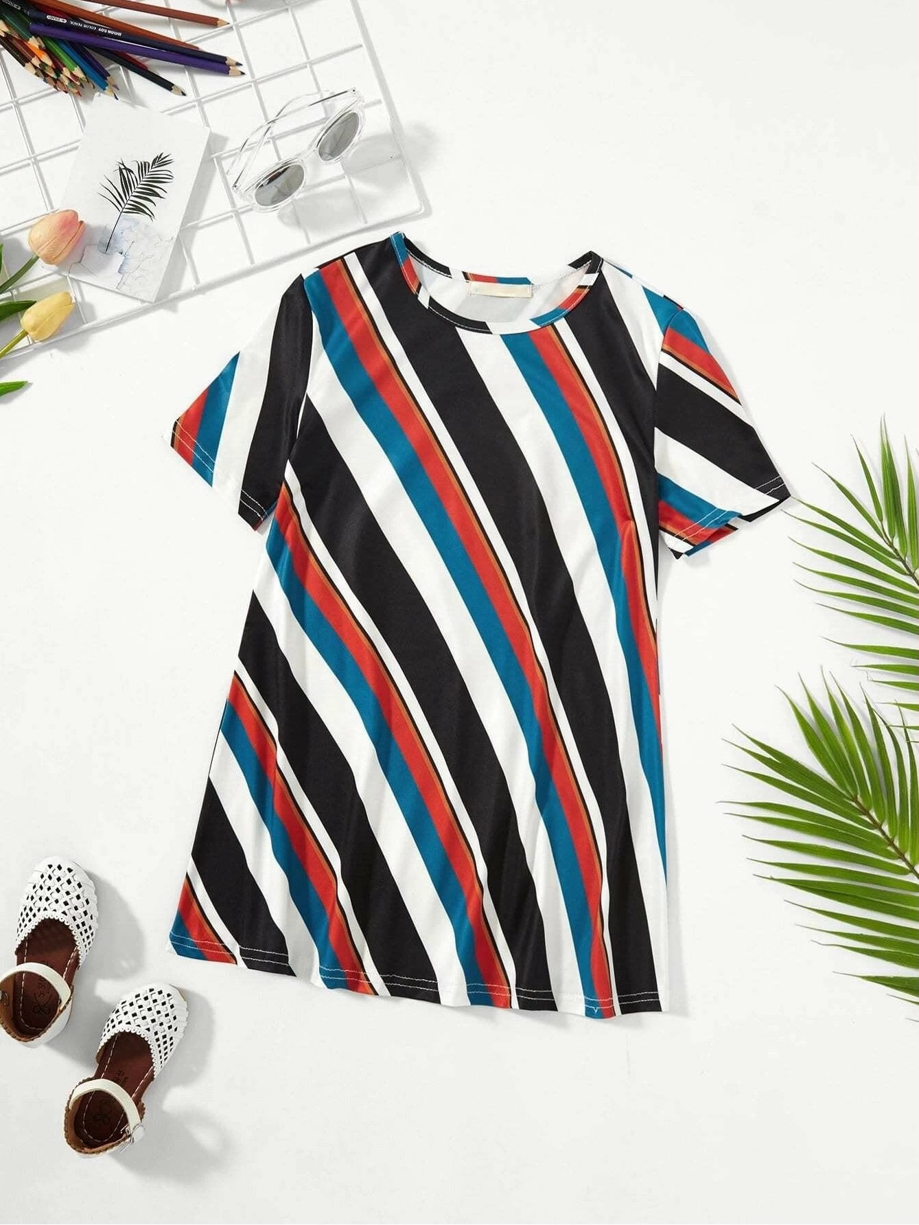 Свободное платье в полоску с круглым вырезом Shein 180724423 150 cm (91955150cm) Черный
Свободное платье в полоску с круглым вырезом Shein 180724423 150 cm (91955150cm) Черный